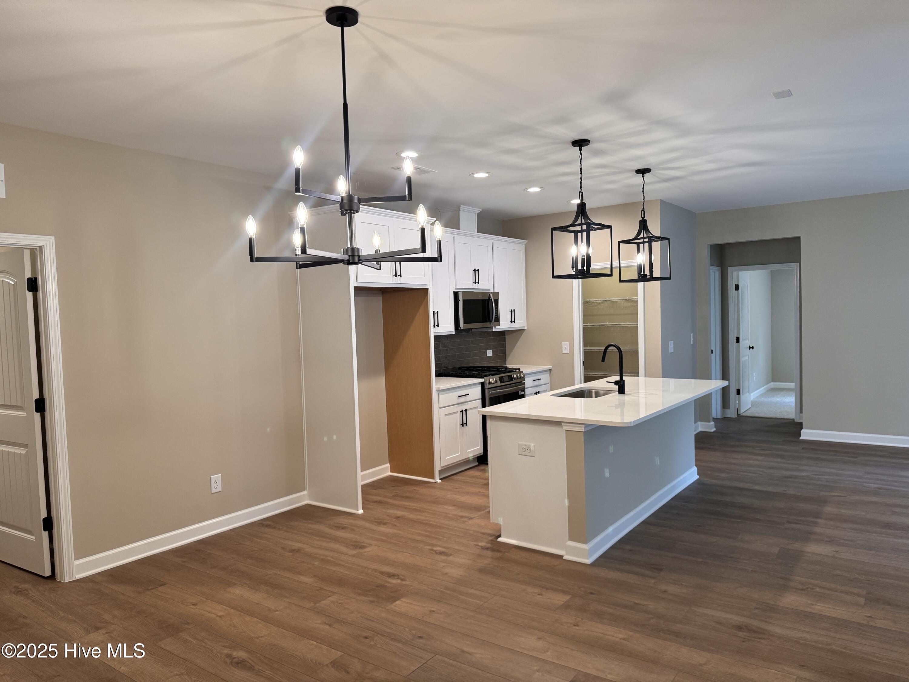 392 Glassmine Trail, 34