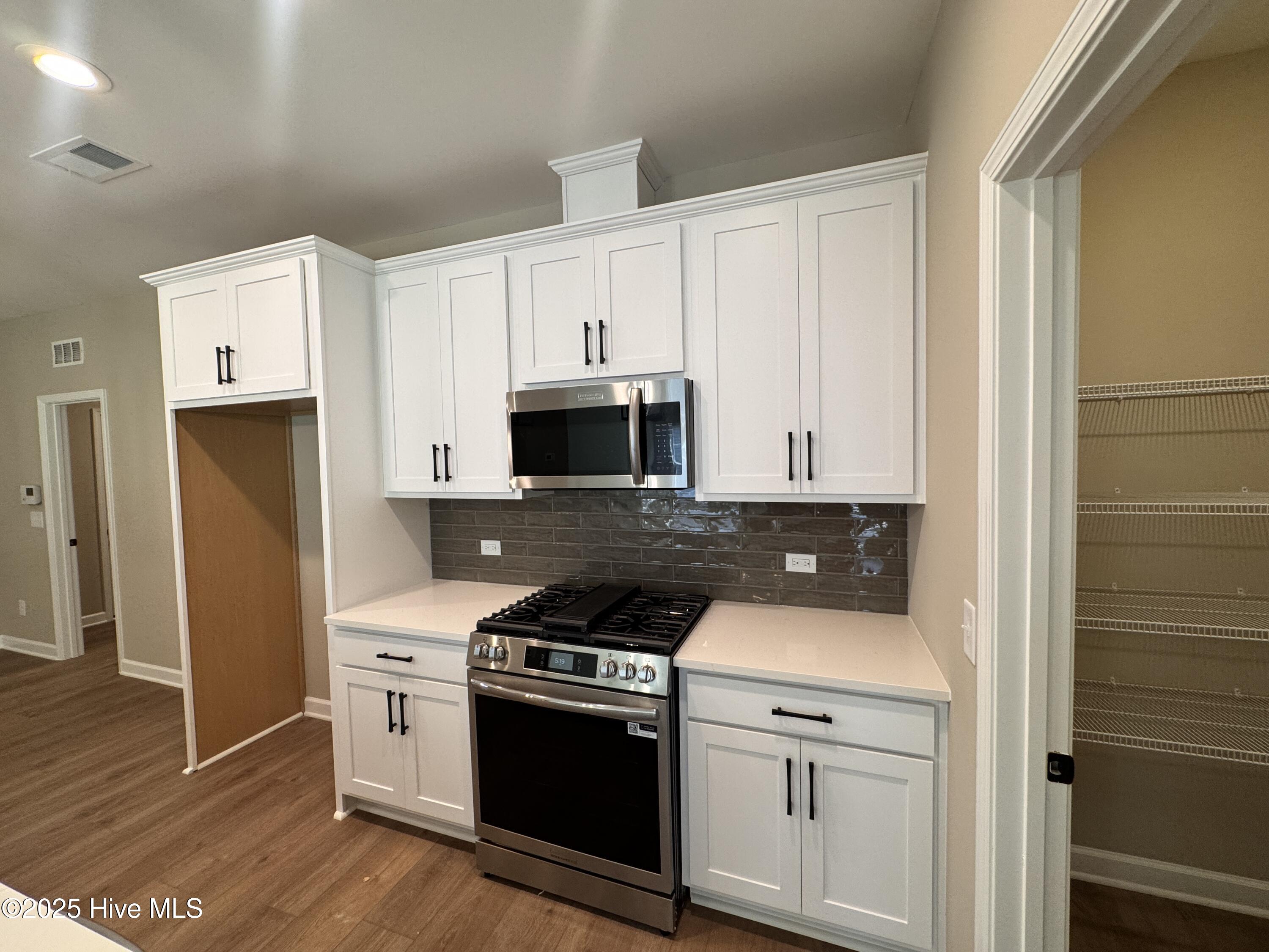 392 Glassmine Trail, 34