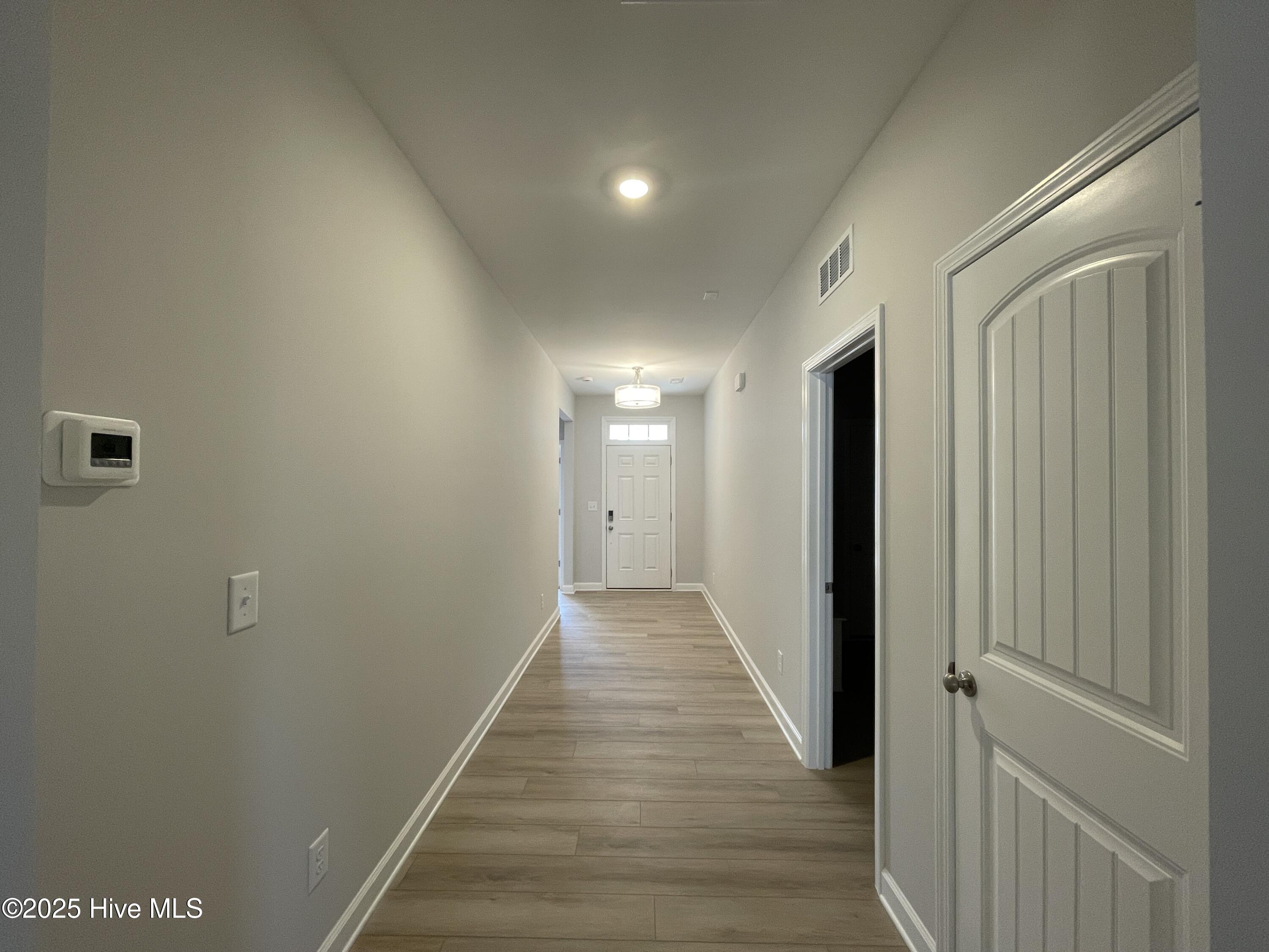 112 Pungo Lane, 504
