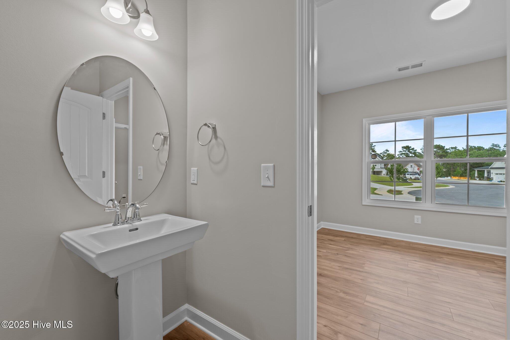 116 Pungo Lane, 505