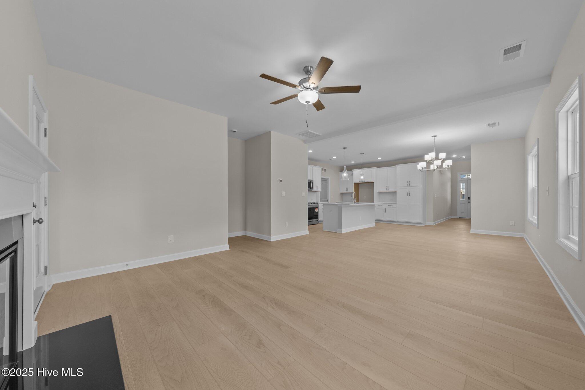 501 Watauga Lane, 542