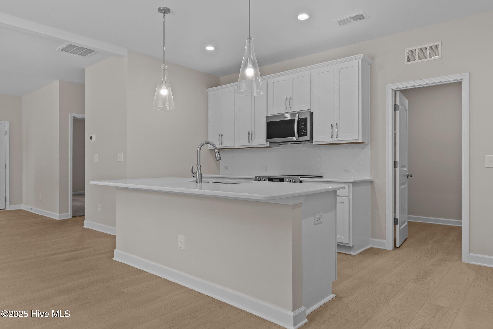 501 Watauga Lane, 542