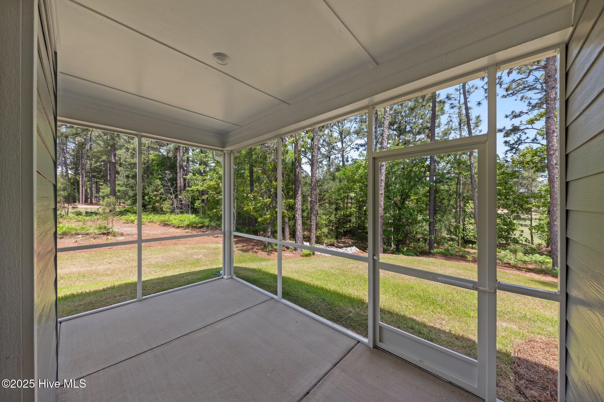 501 Watauga Lane, 542
