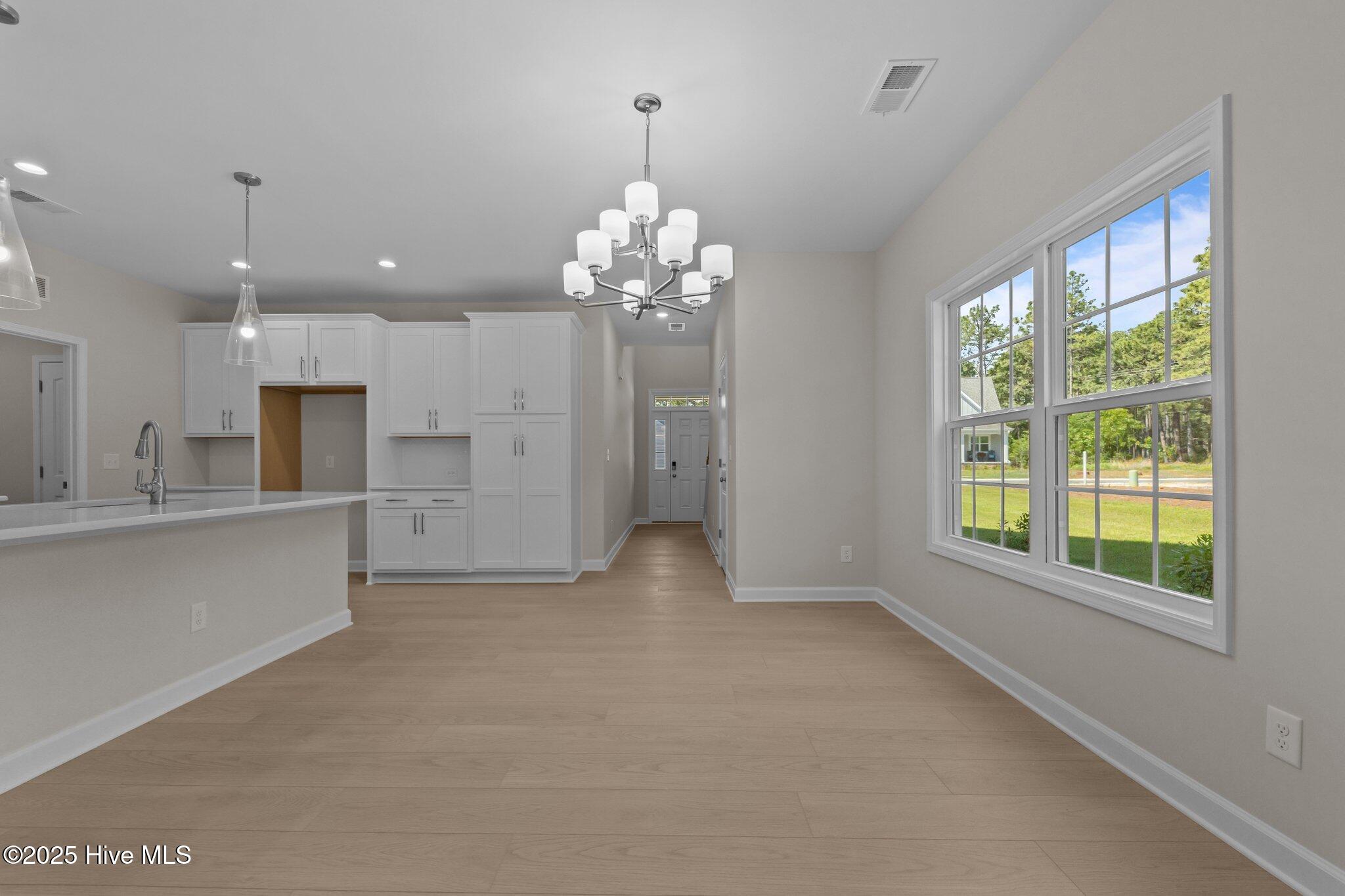 501 Watauga Lane, 542