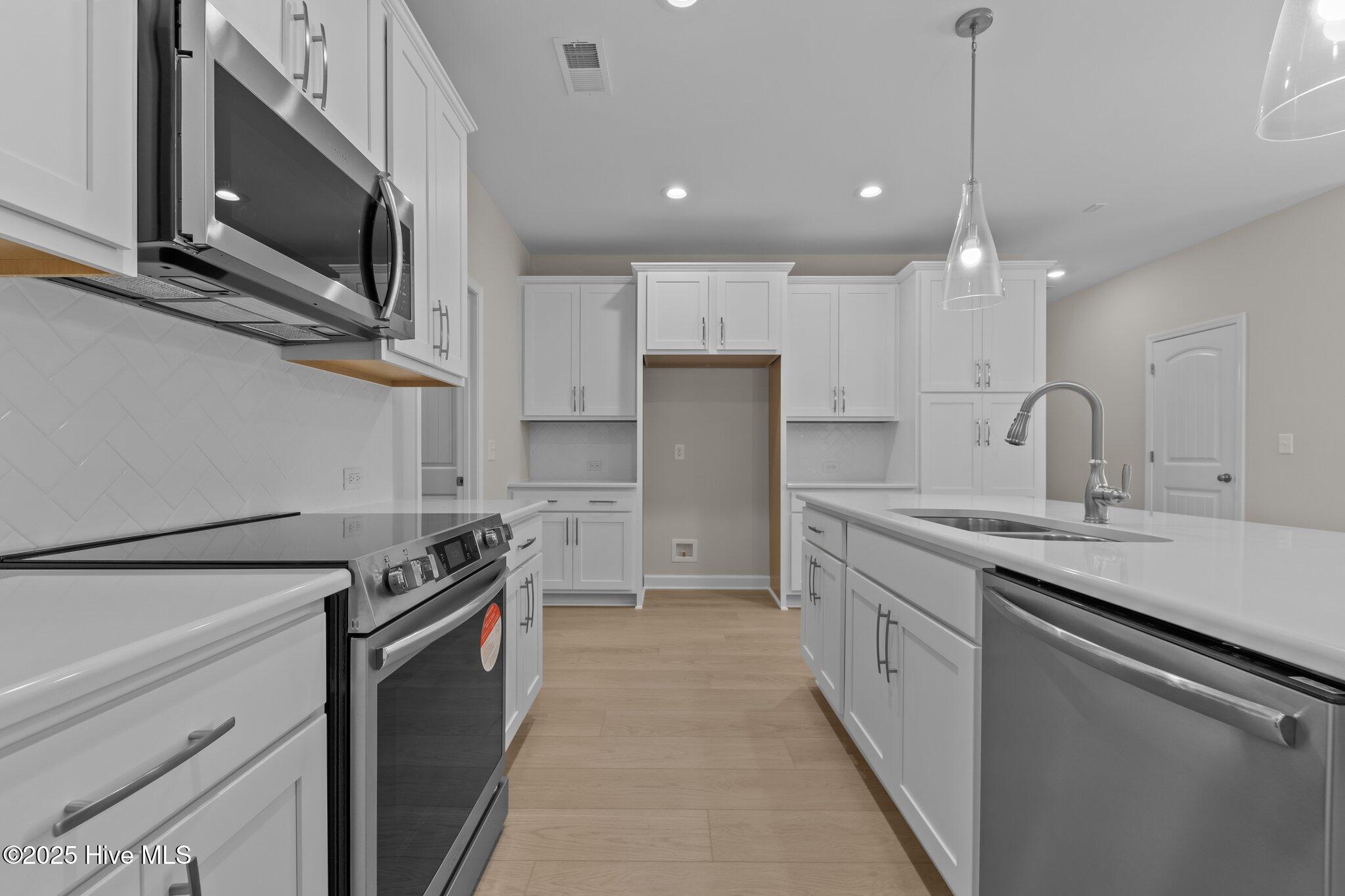 501 Watauga Lane, 542