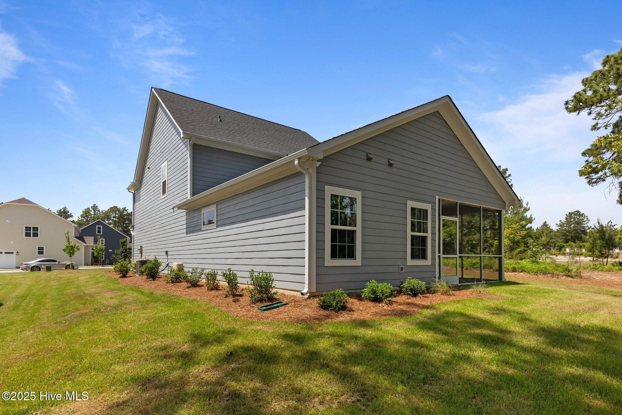 501 Watauga Lane, 542