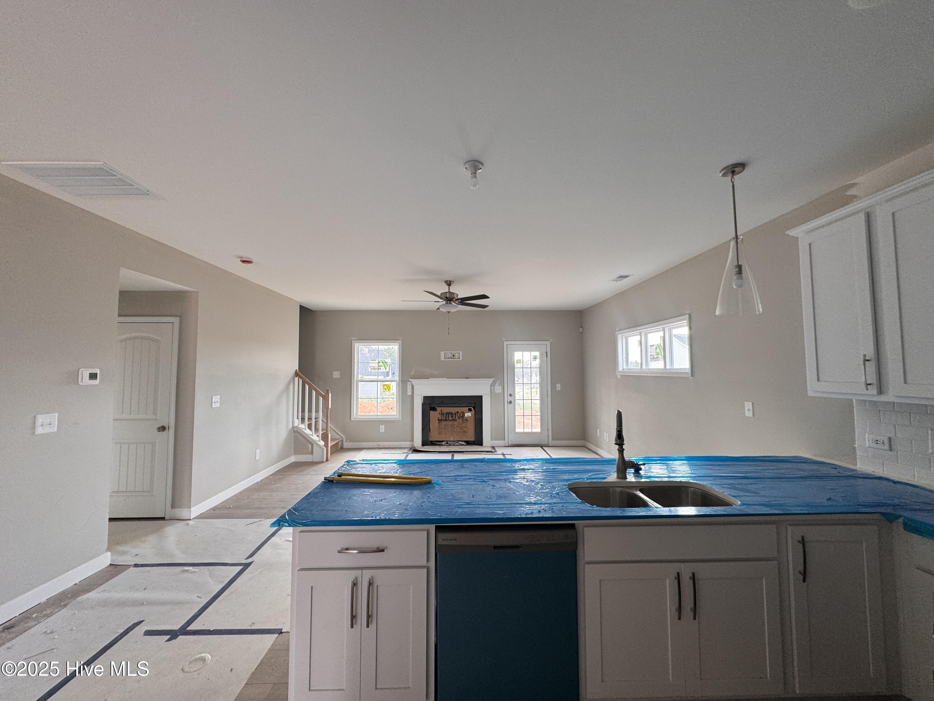 274 Rough Ridge Trail, 33