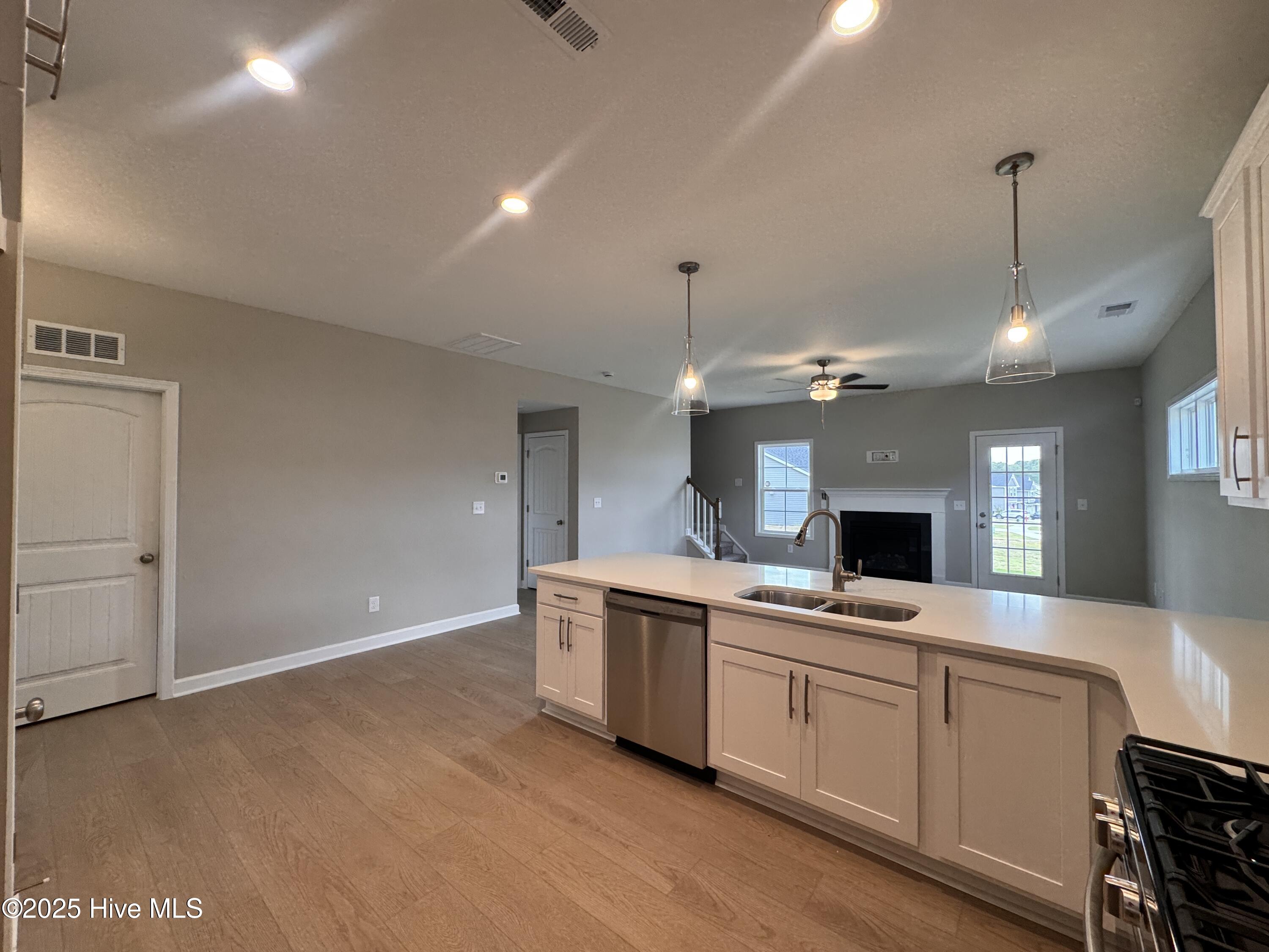 274 Rough Ridge Trail, 33