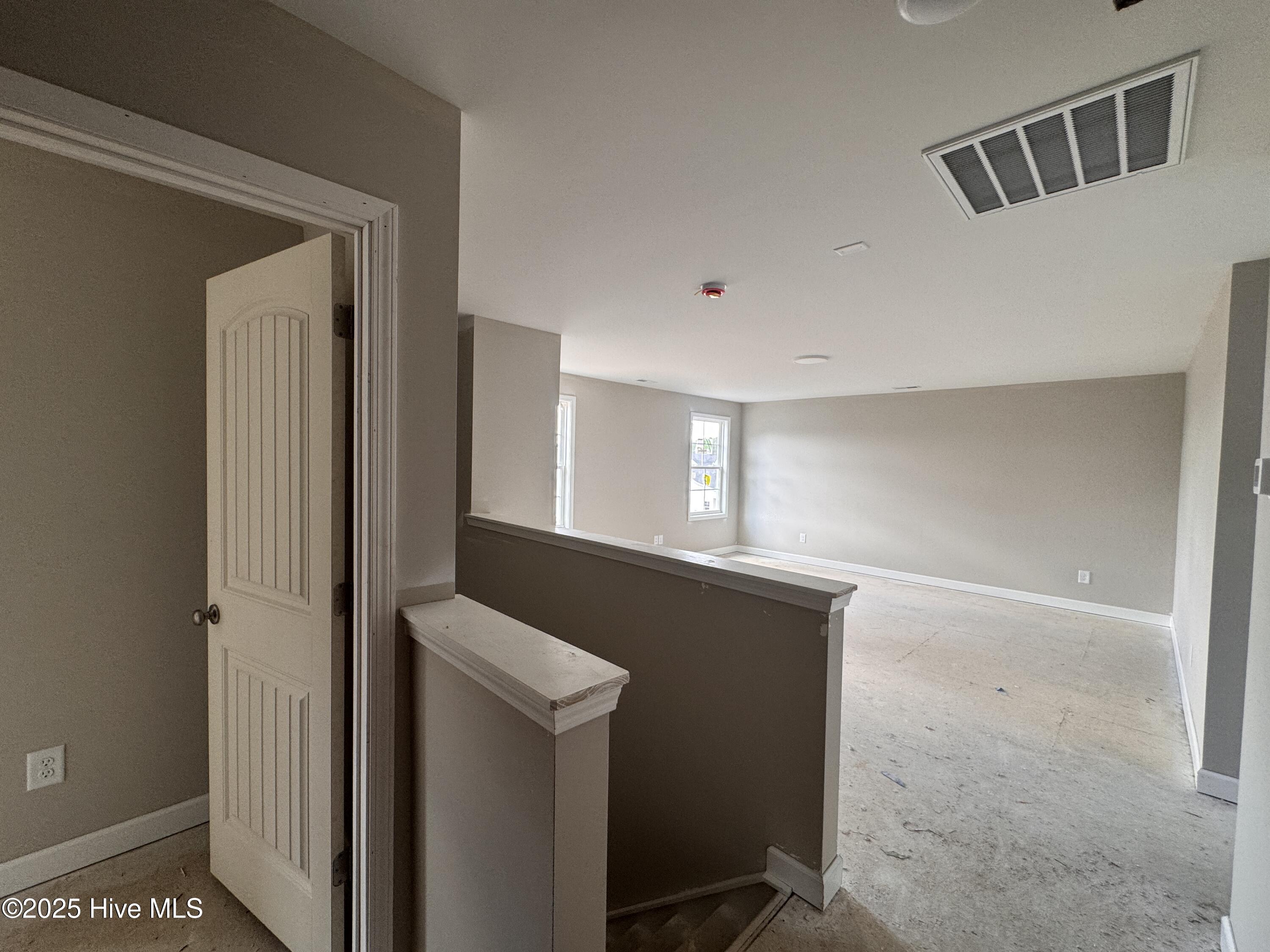 274 Rough Ridge Trail, 33