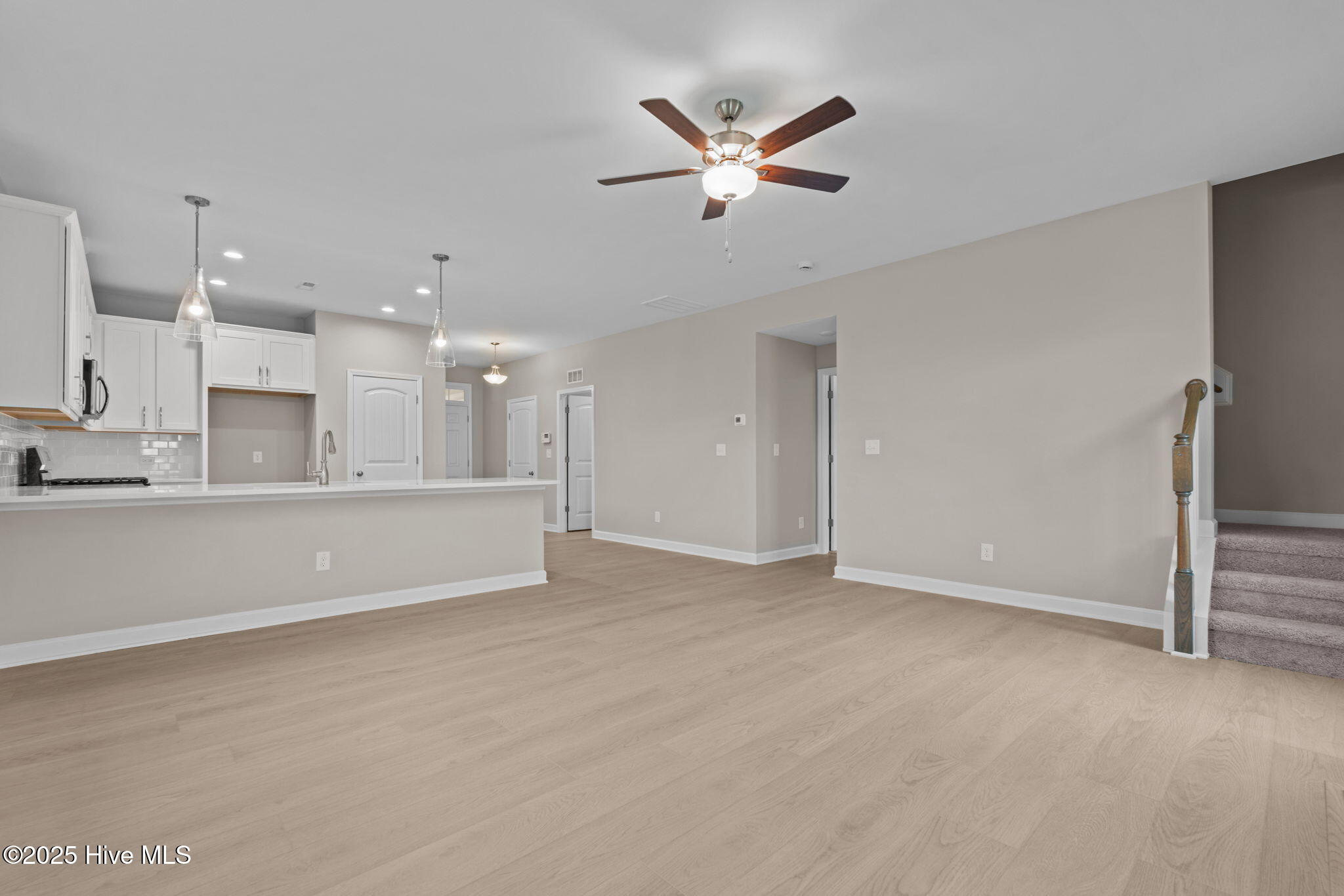 274 Rough Ridge Trail, 33