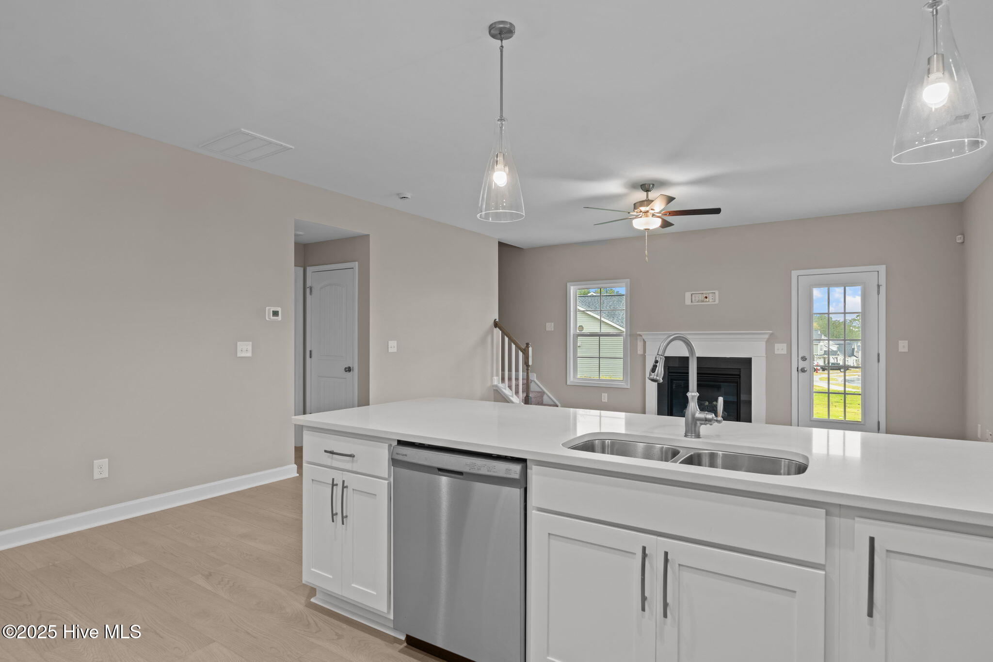 274 Rough Ridge Trail, 33