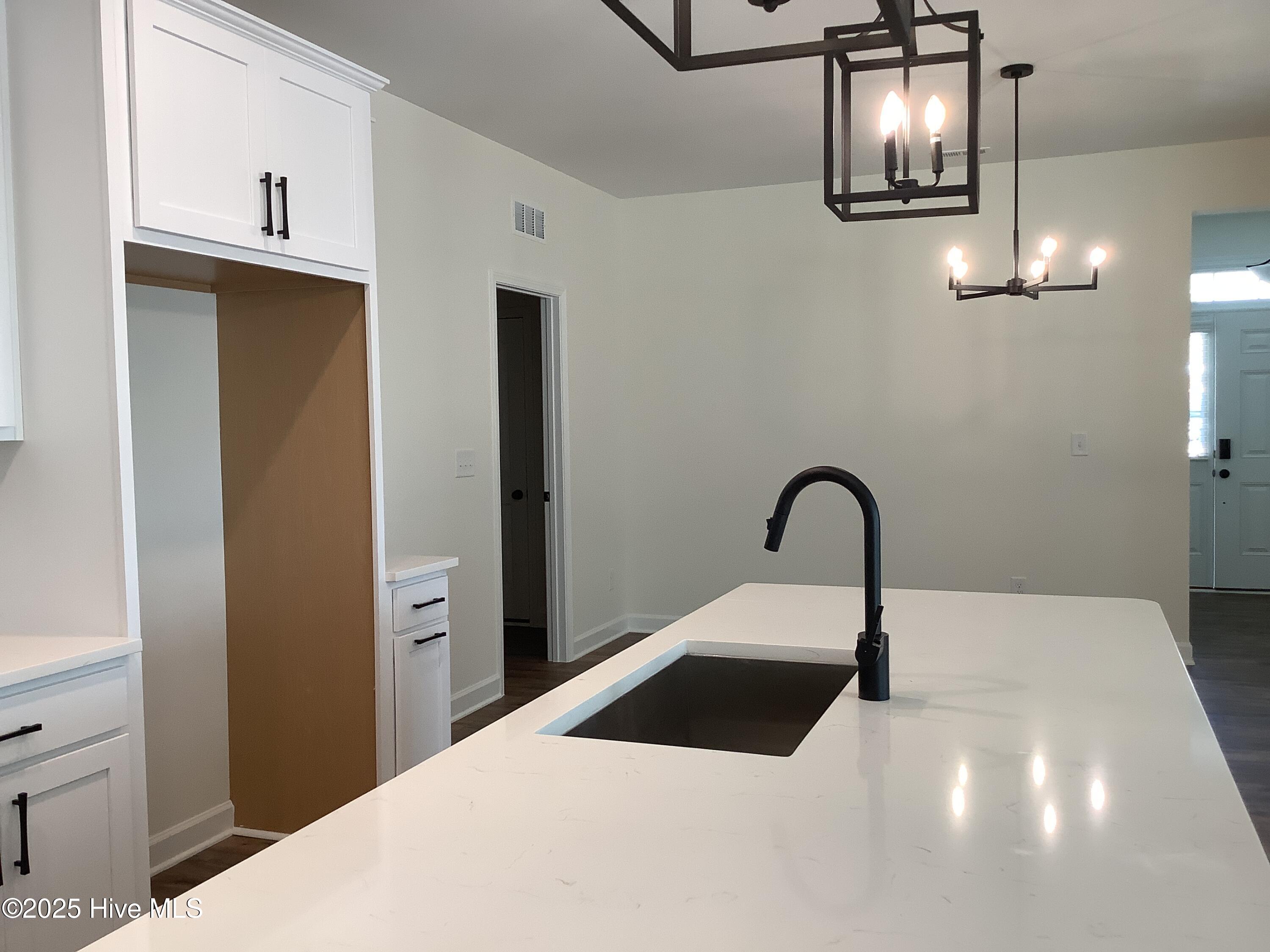 280 Rough Ridge Trail, 32