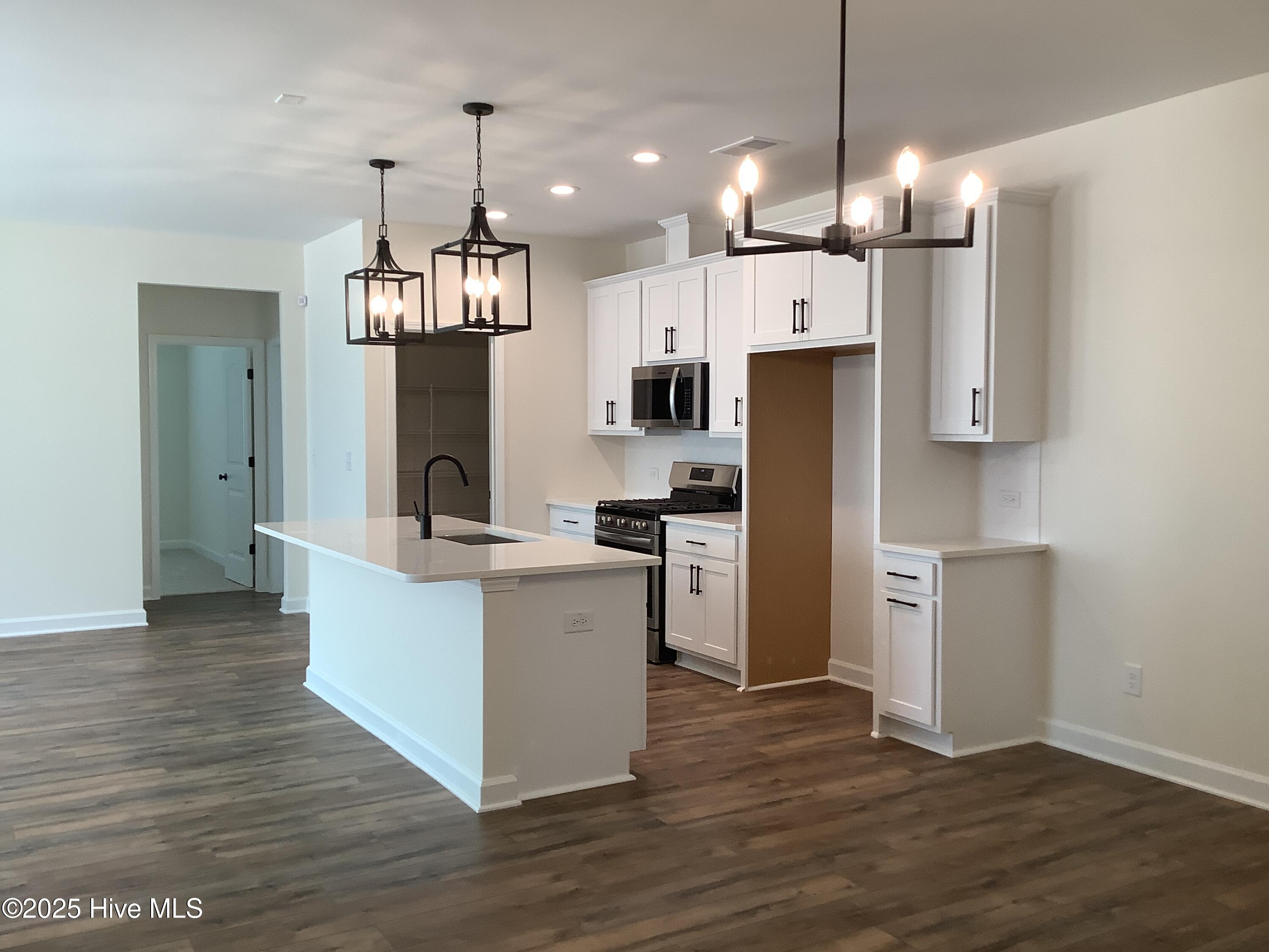 280 Rough Ridge Trail, 32