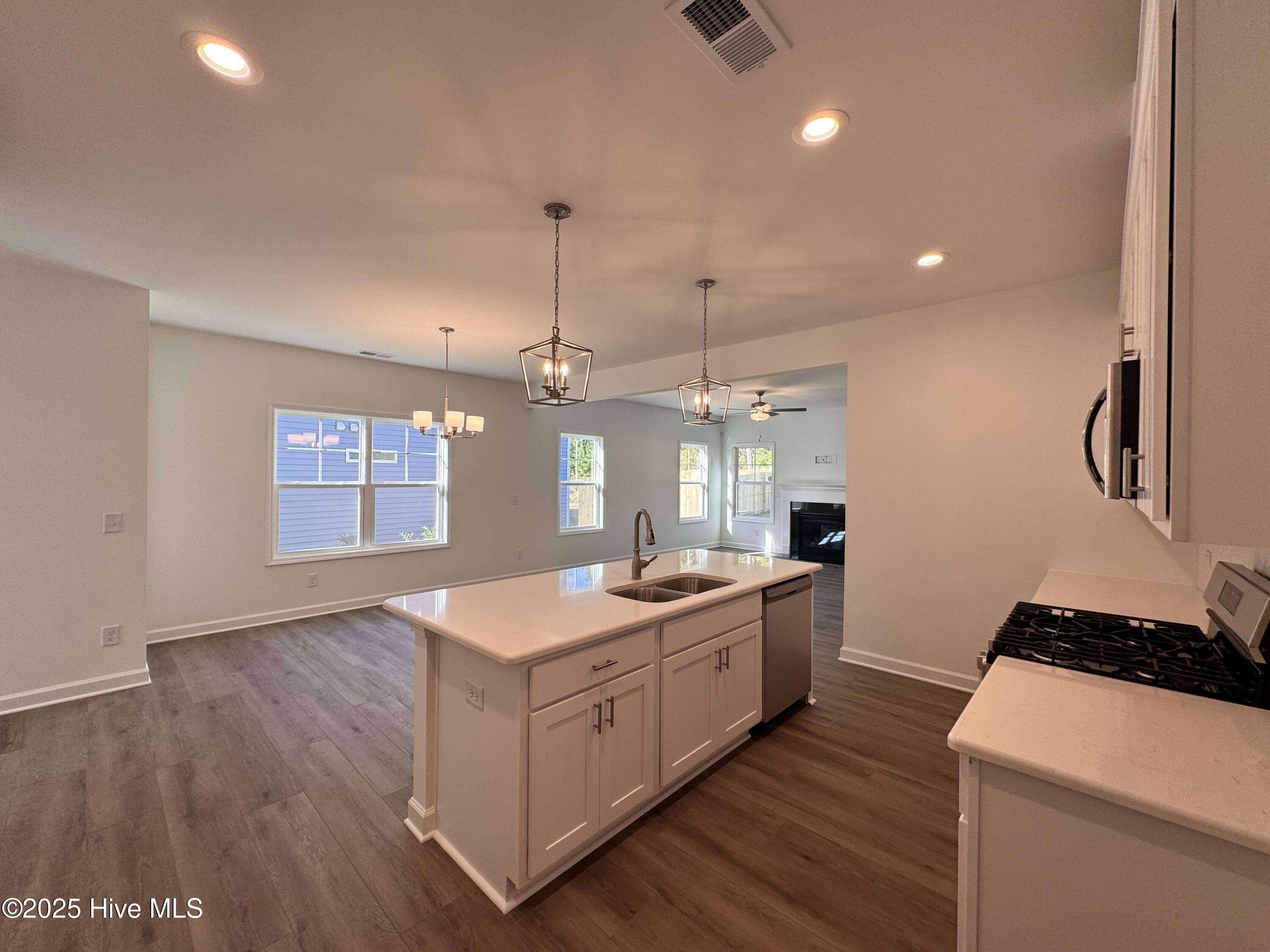 231 Rough Ridge Trail, 17