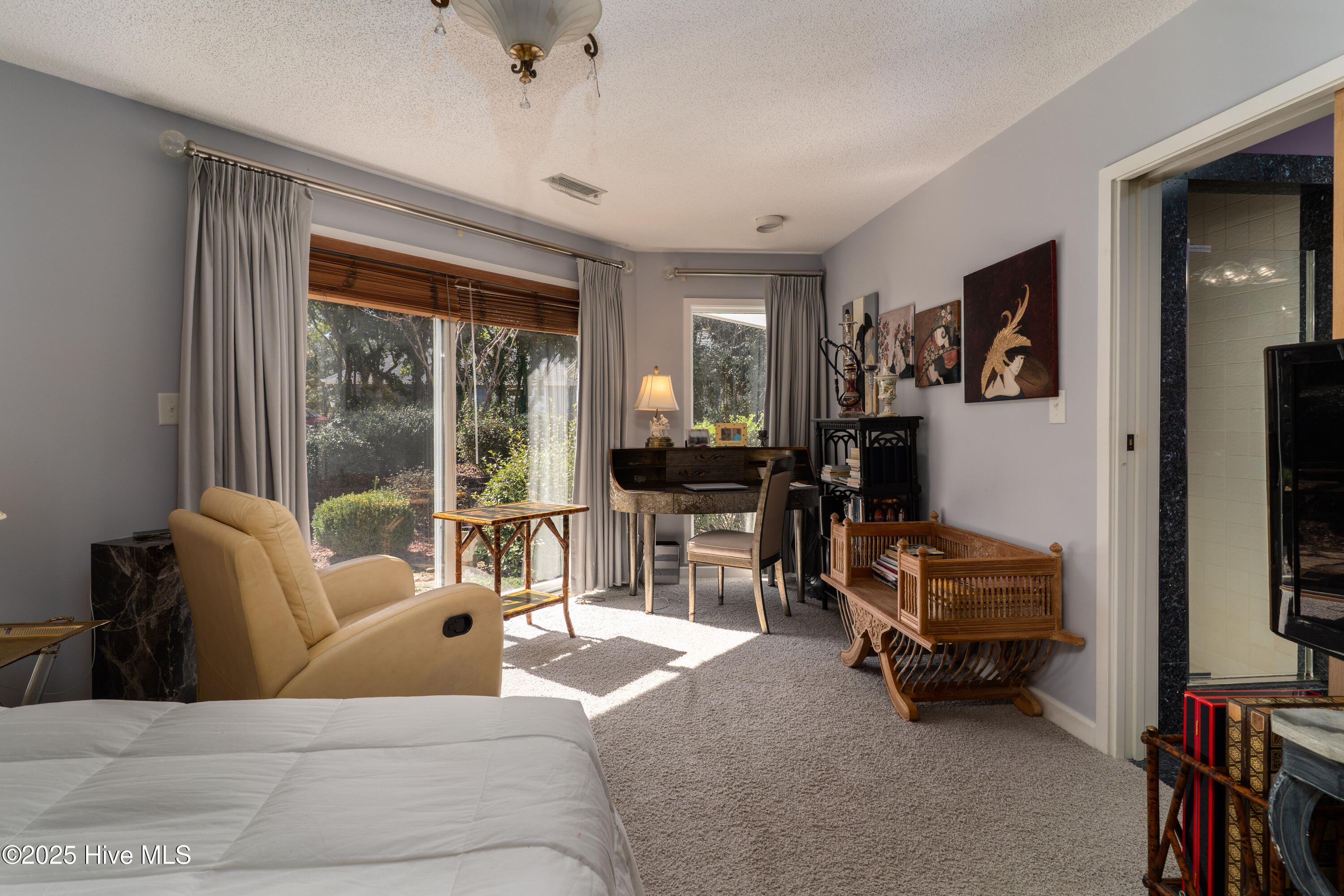 655 Diamondhead Drive S