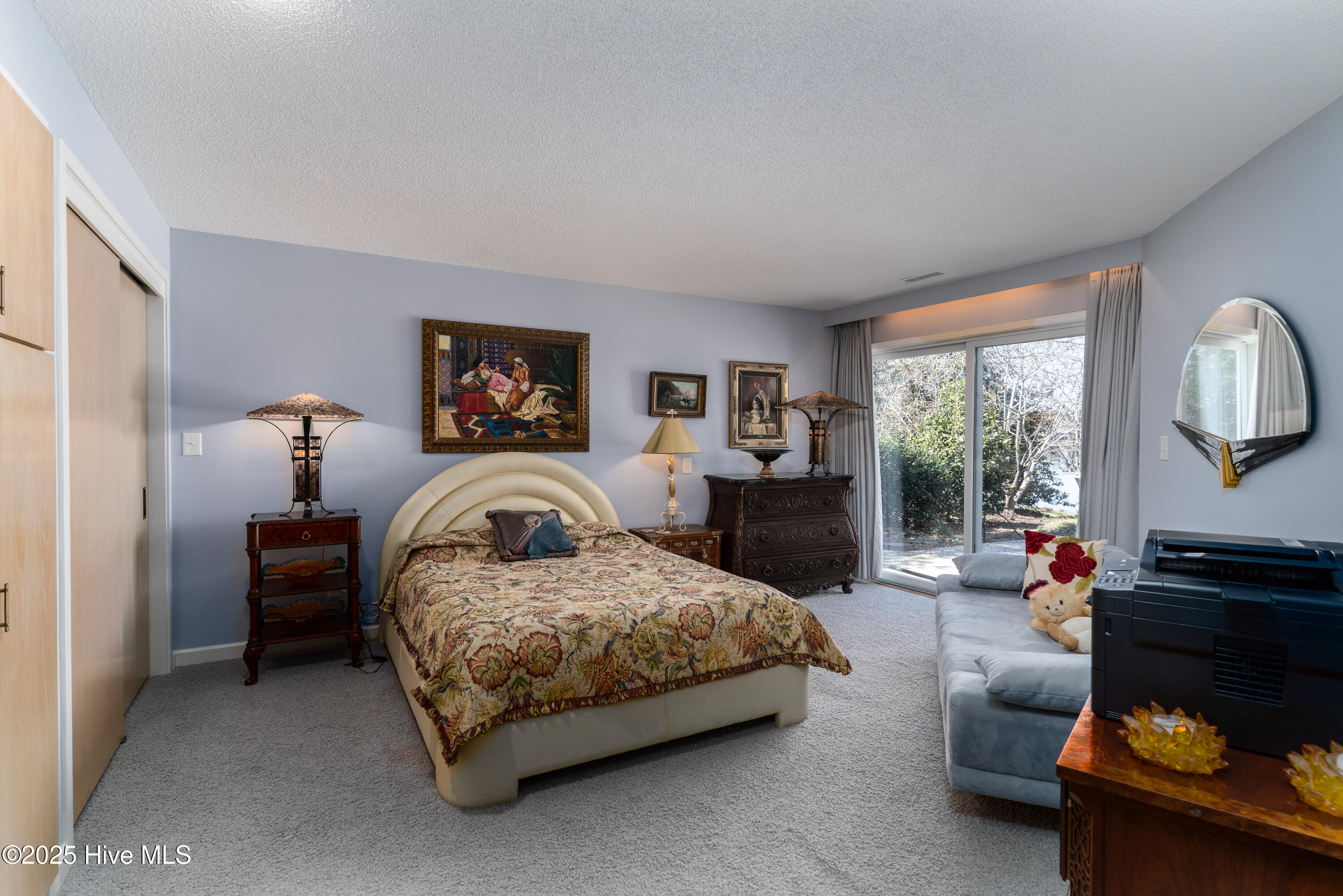 655 Diamondhead Drive S