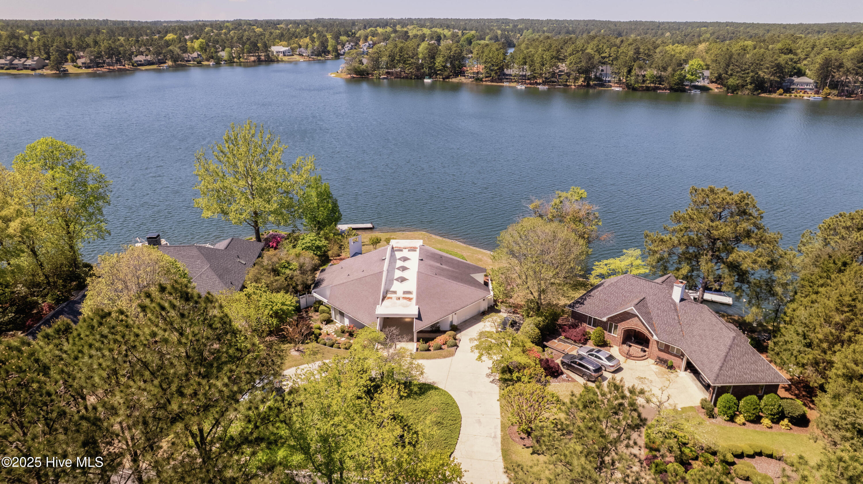 655 Diamondhead Drive S