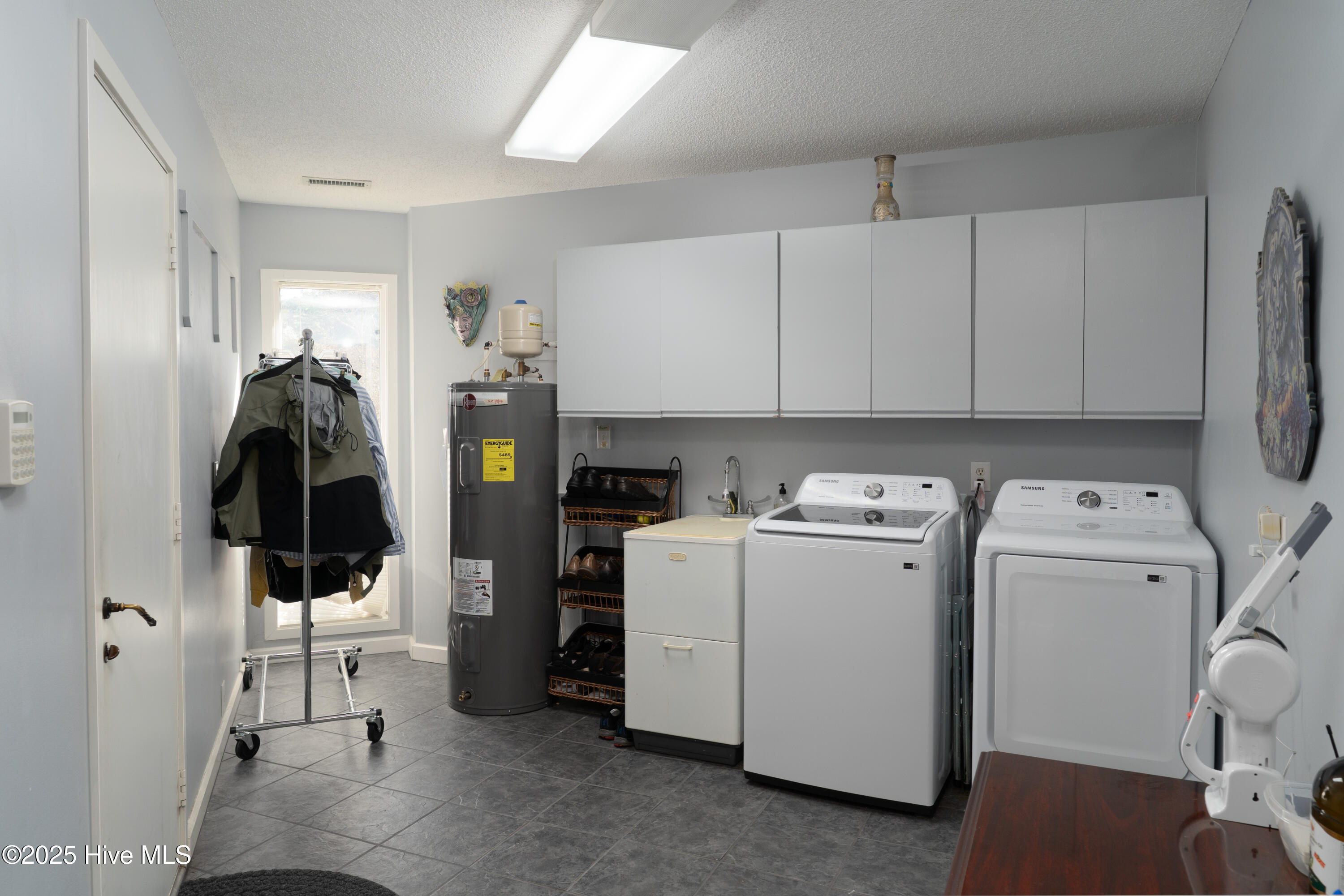 655 Diamondhead Drive S