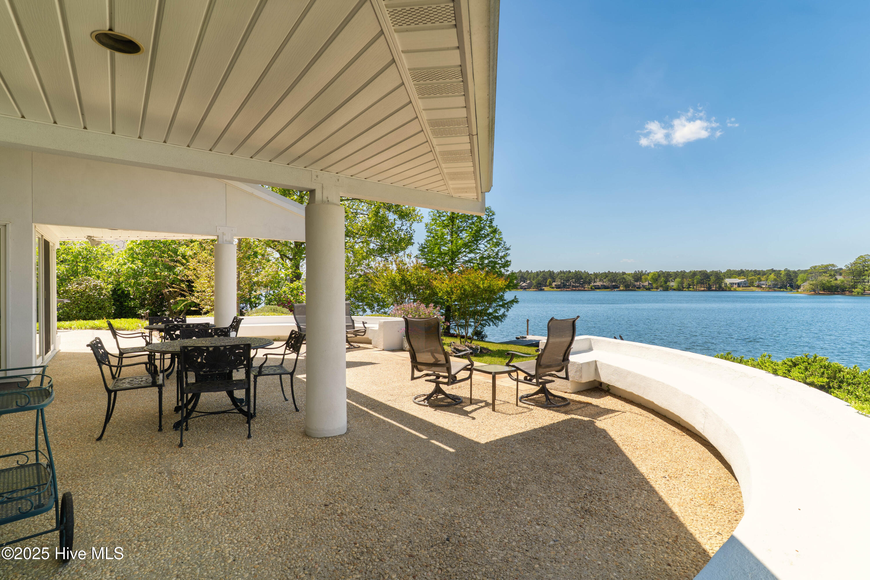 655 Diamondhead Drive S