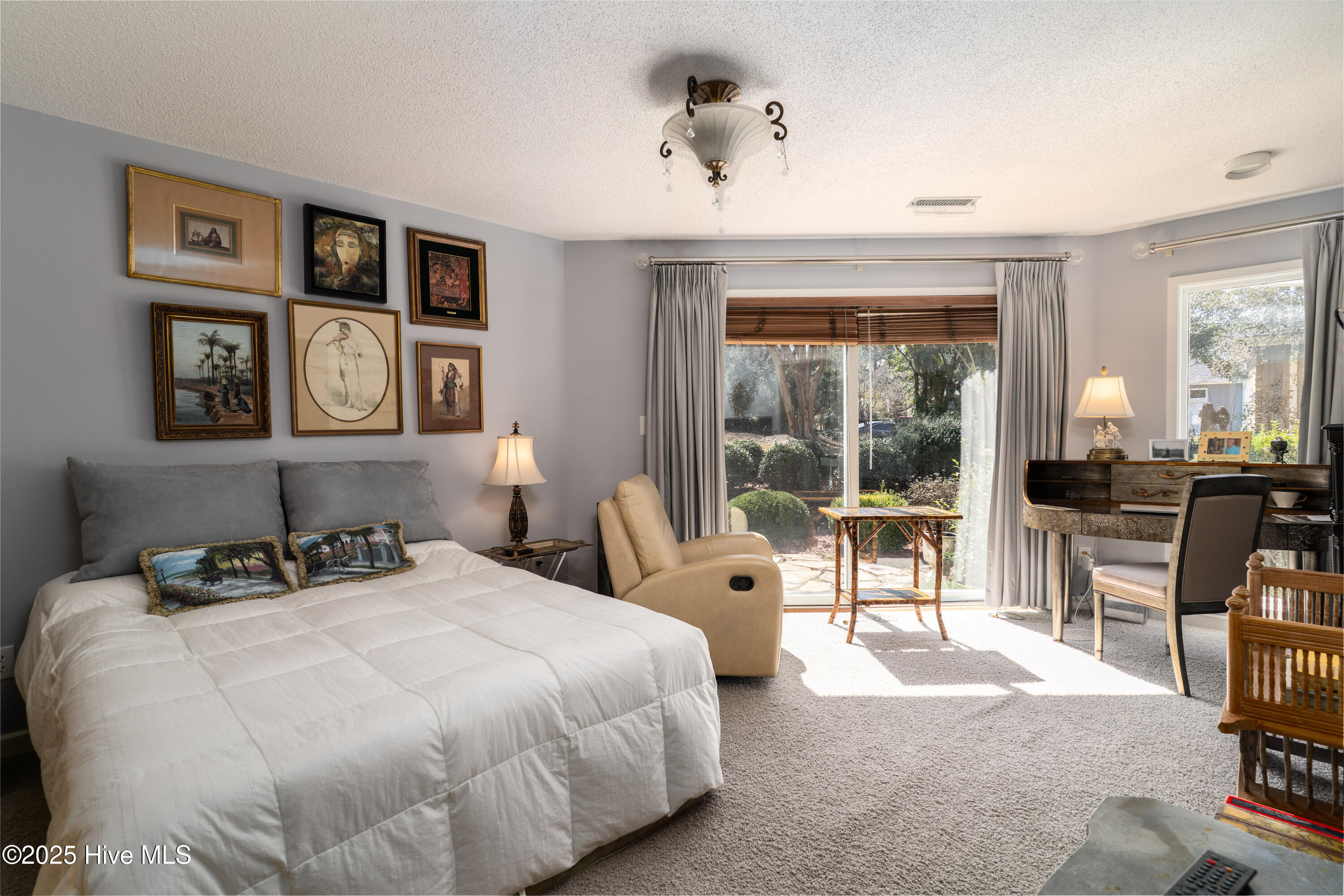 655 Diamondhead Drive S