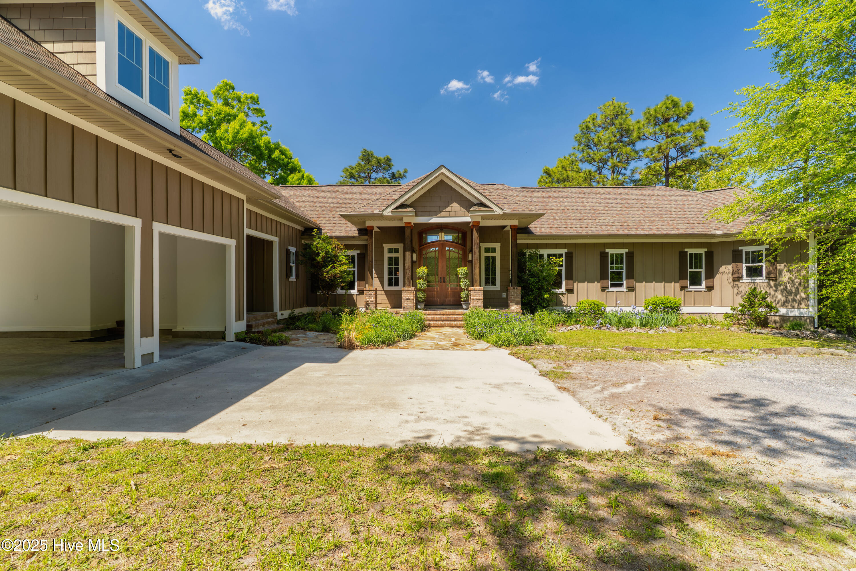 215 Tuscarora Road