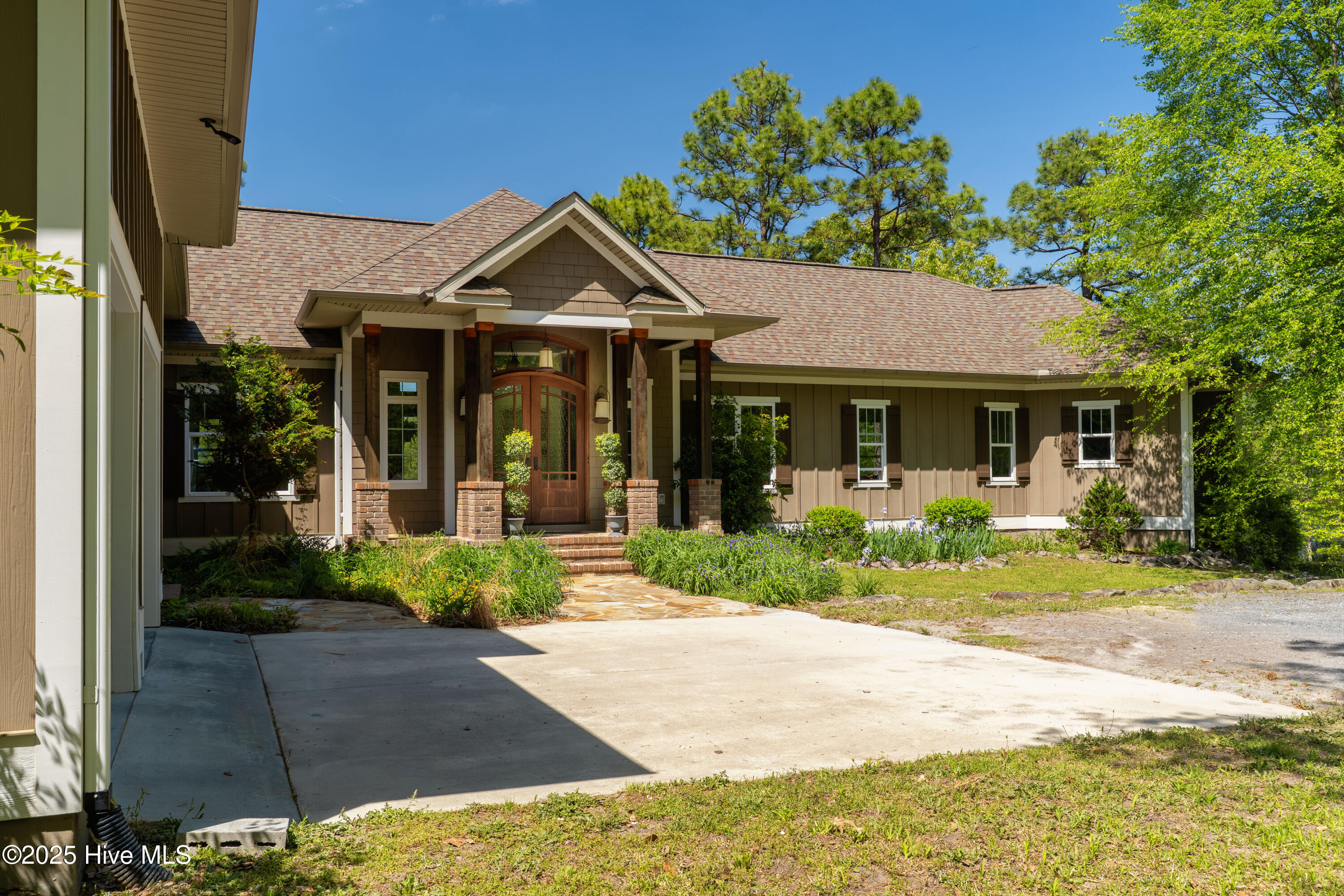 215 Tuscarora Road