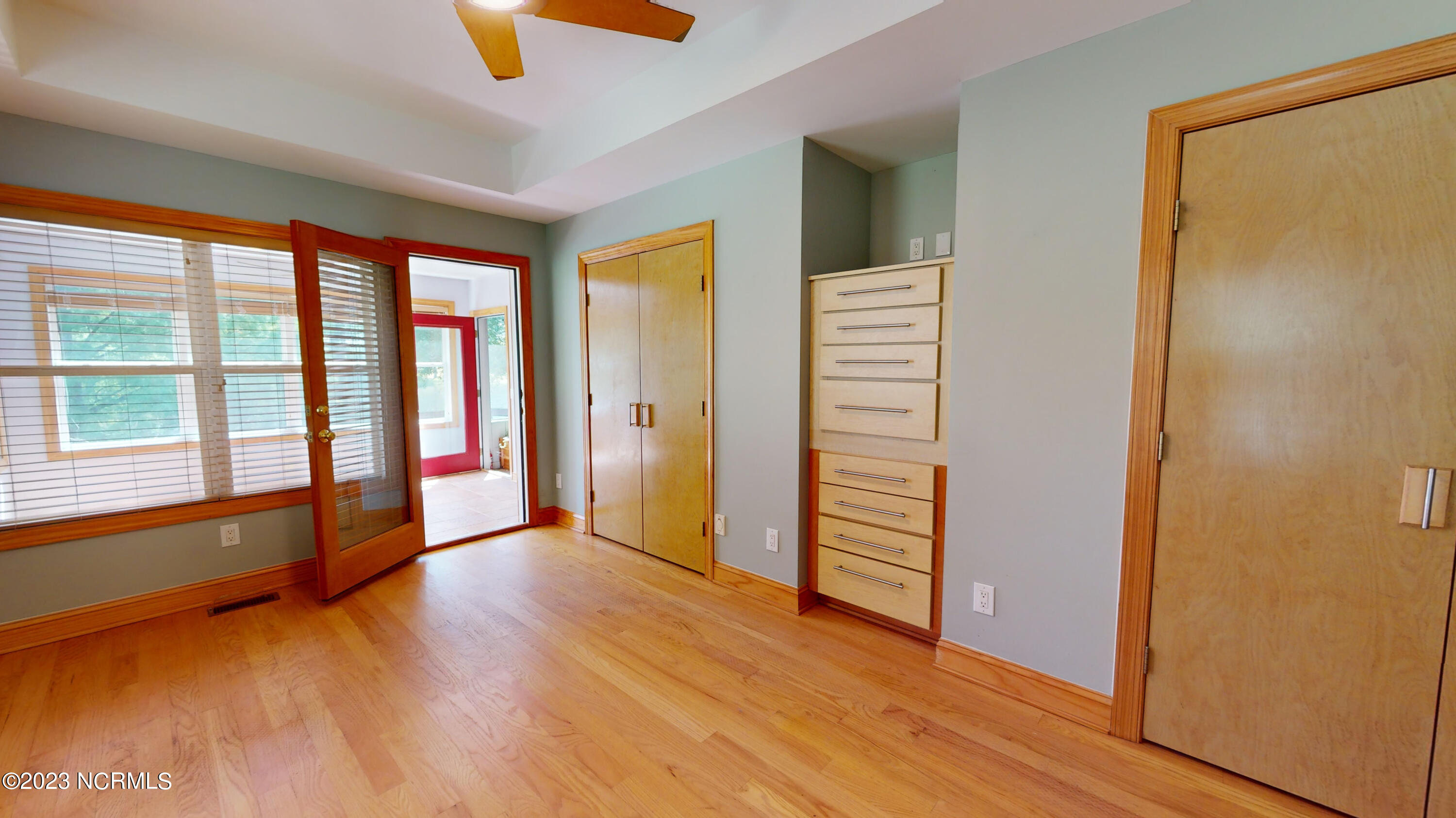 245 Lakeside Drive
