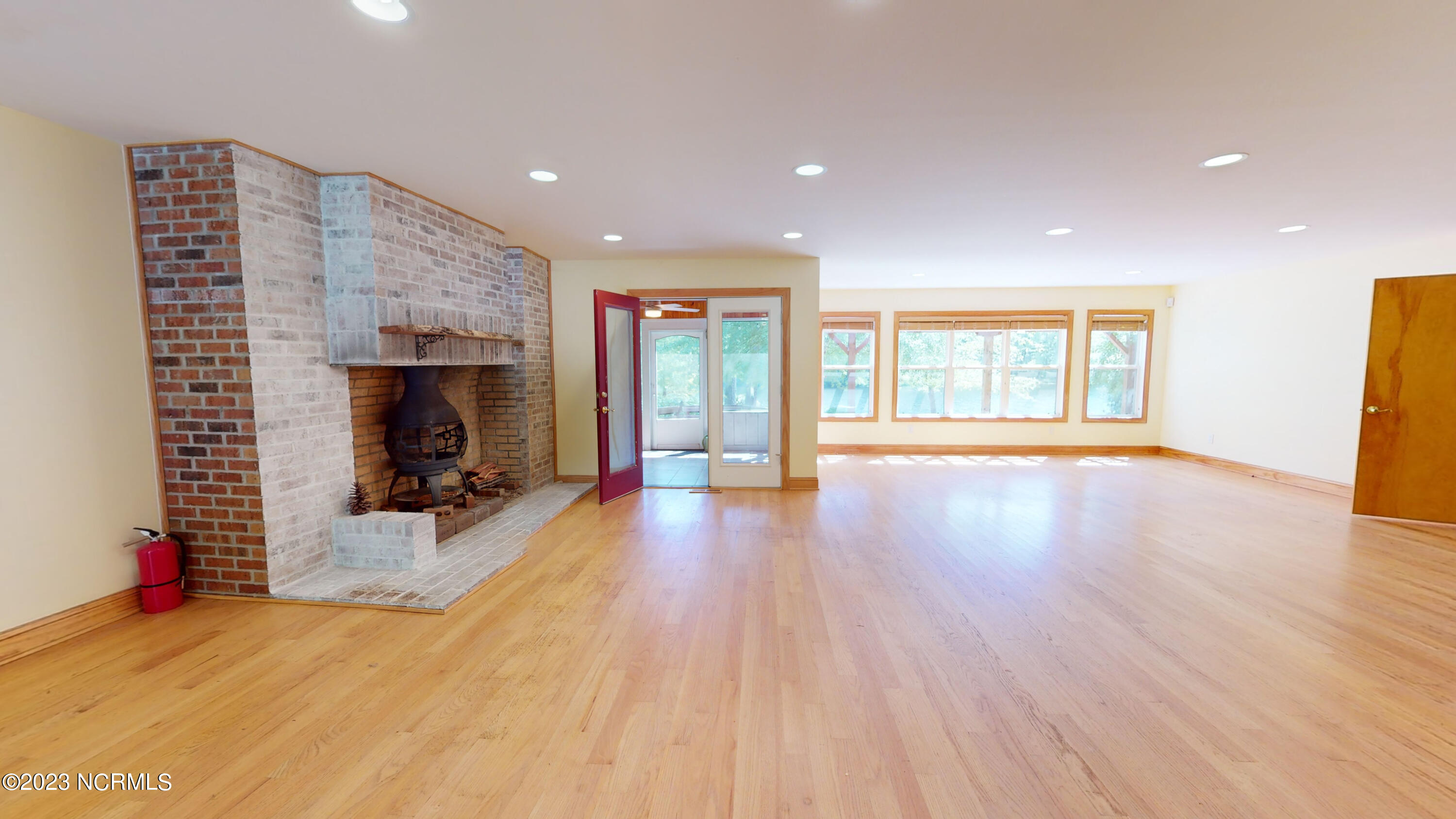 245 Lakeside Drive