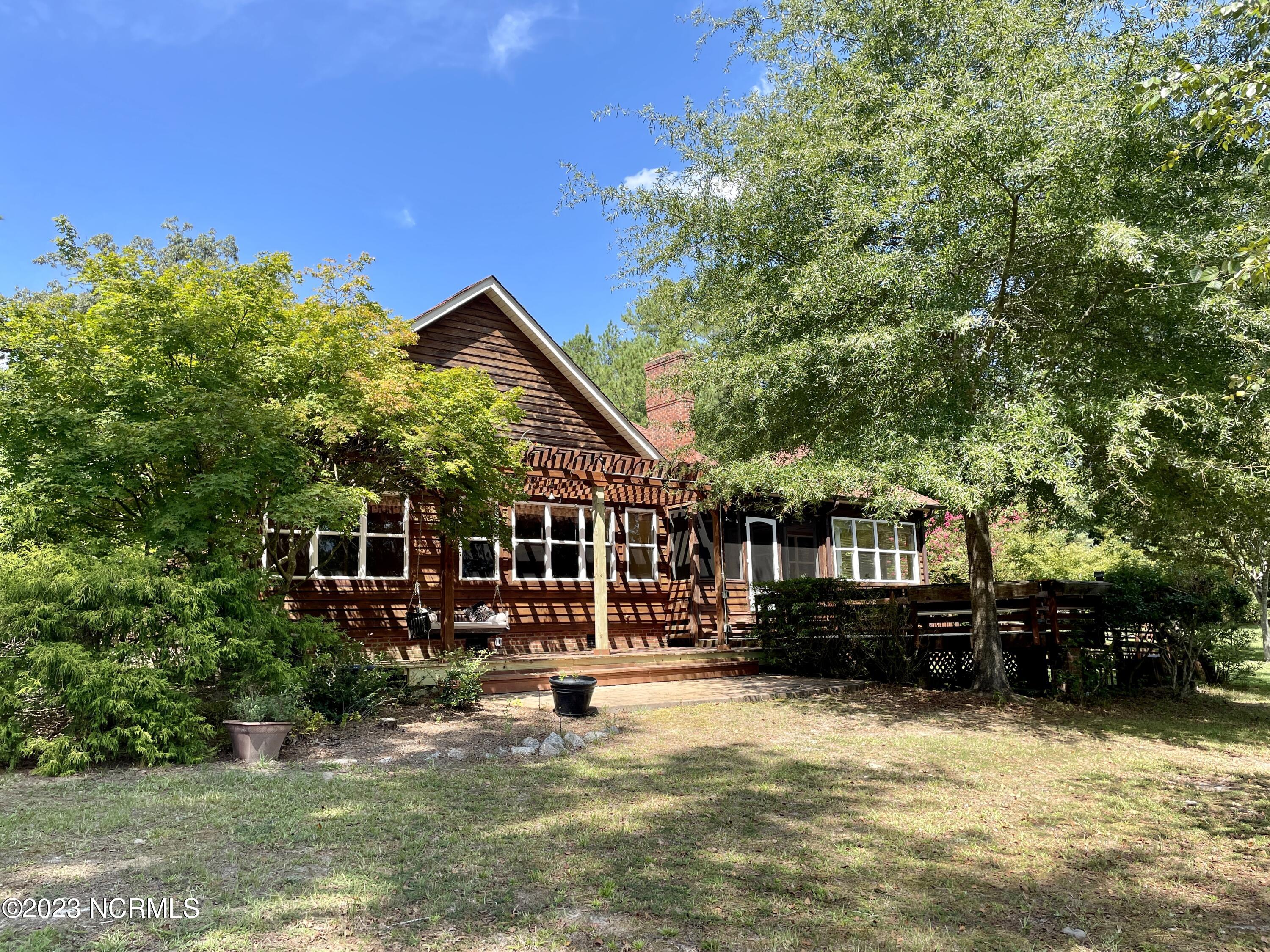 245 Lakeside Drive