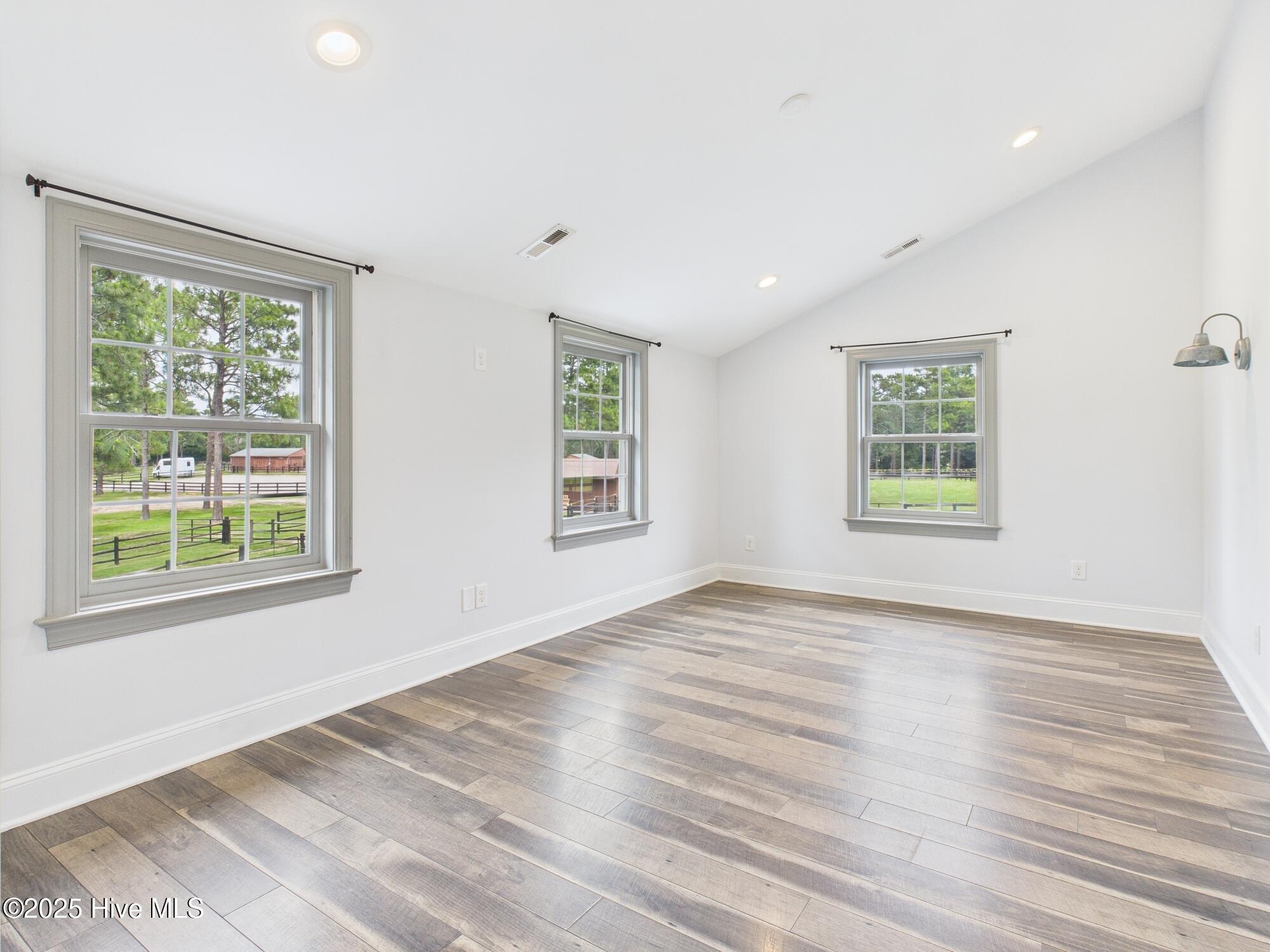 344 New Haven Place