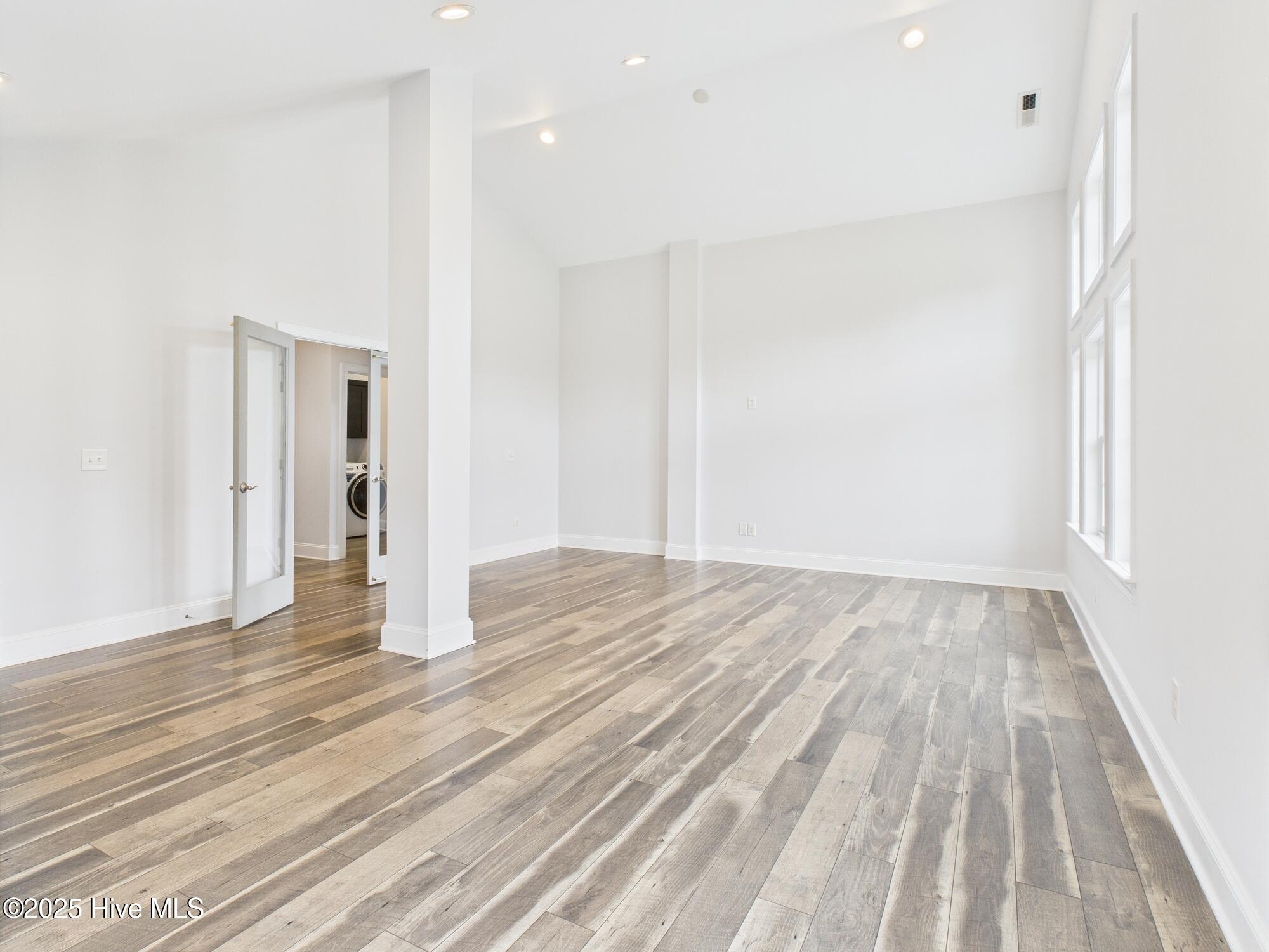 344 New Haven Place