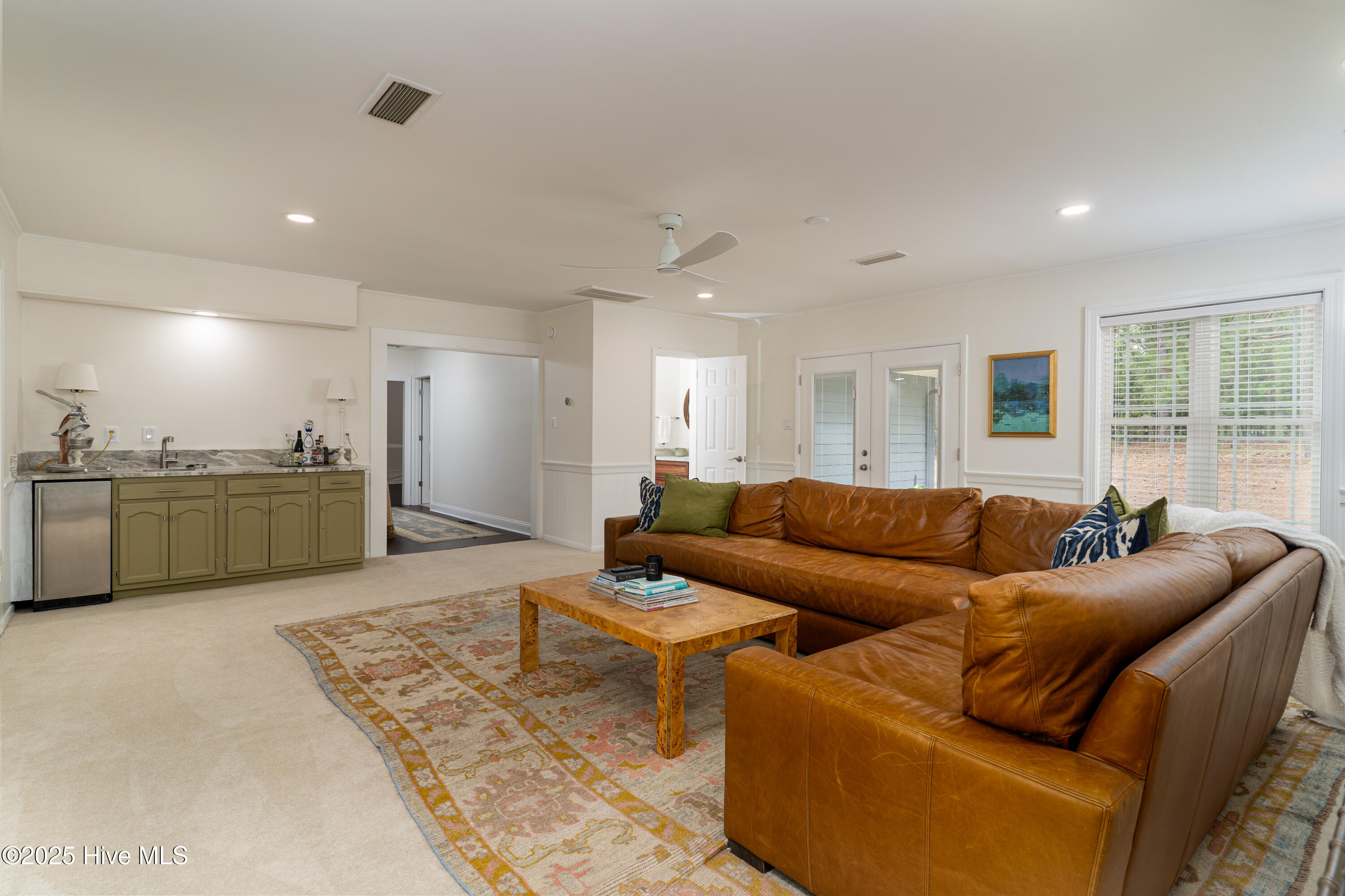 10 Linville Drive