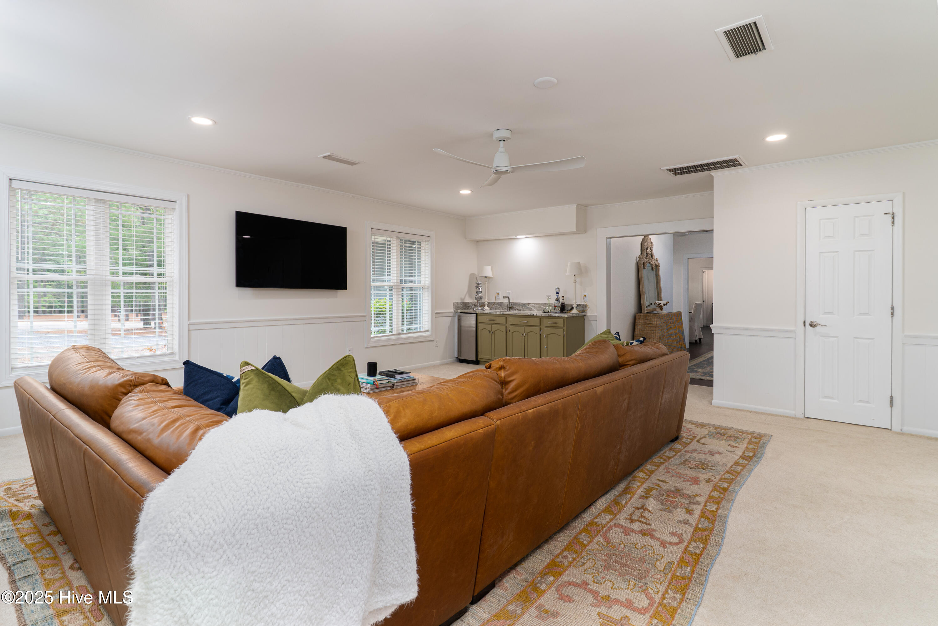 10 Linville Drive