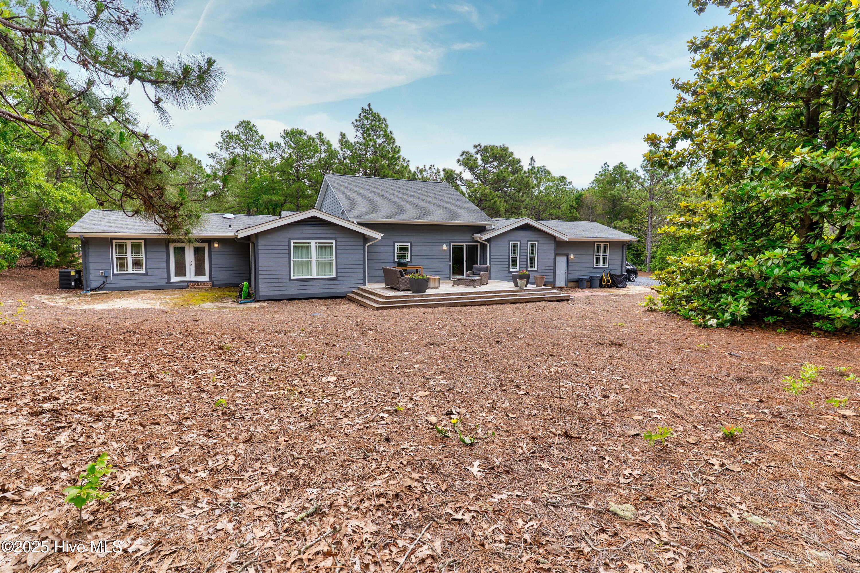 10 Linville Drive