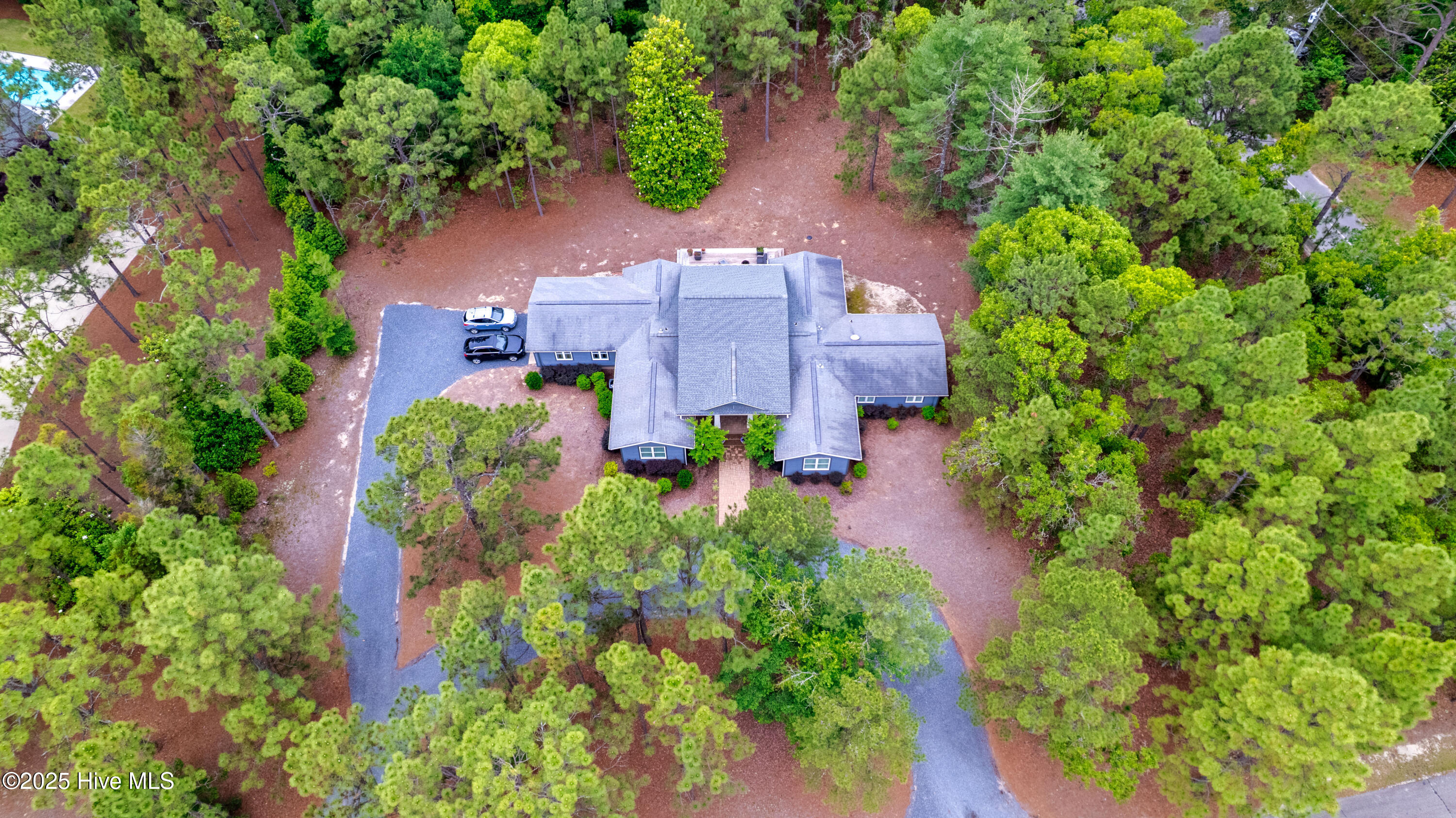 10 Linville Drive