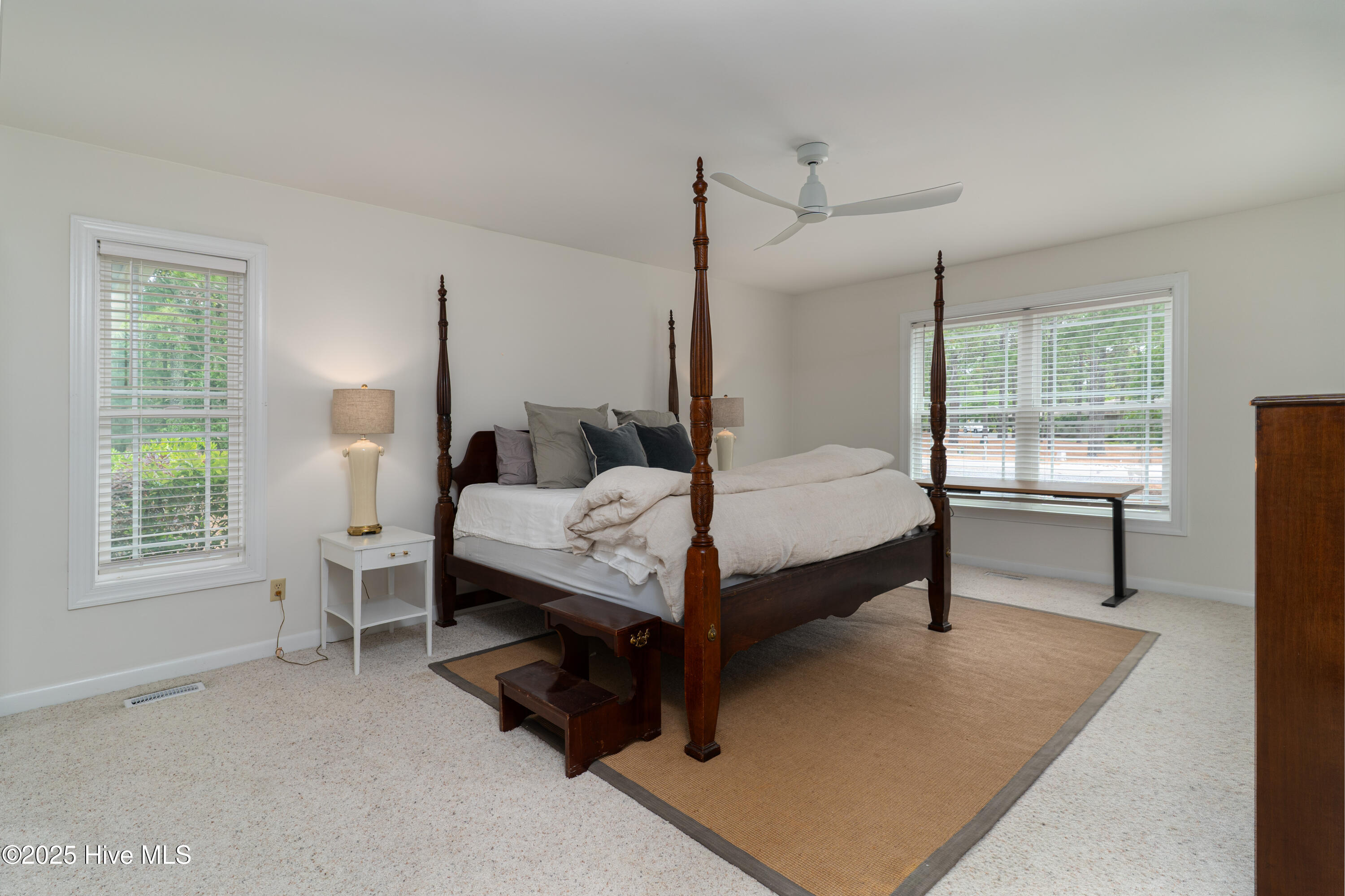 10 Linville Drive