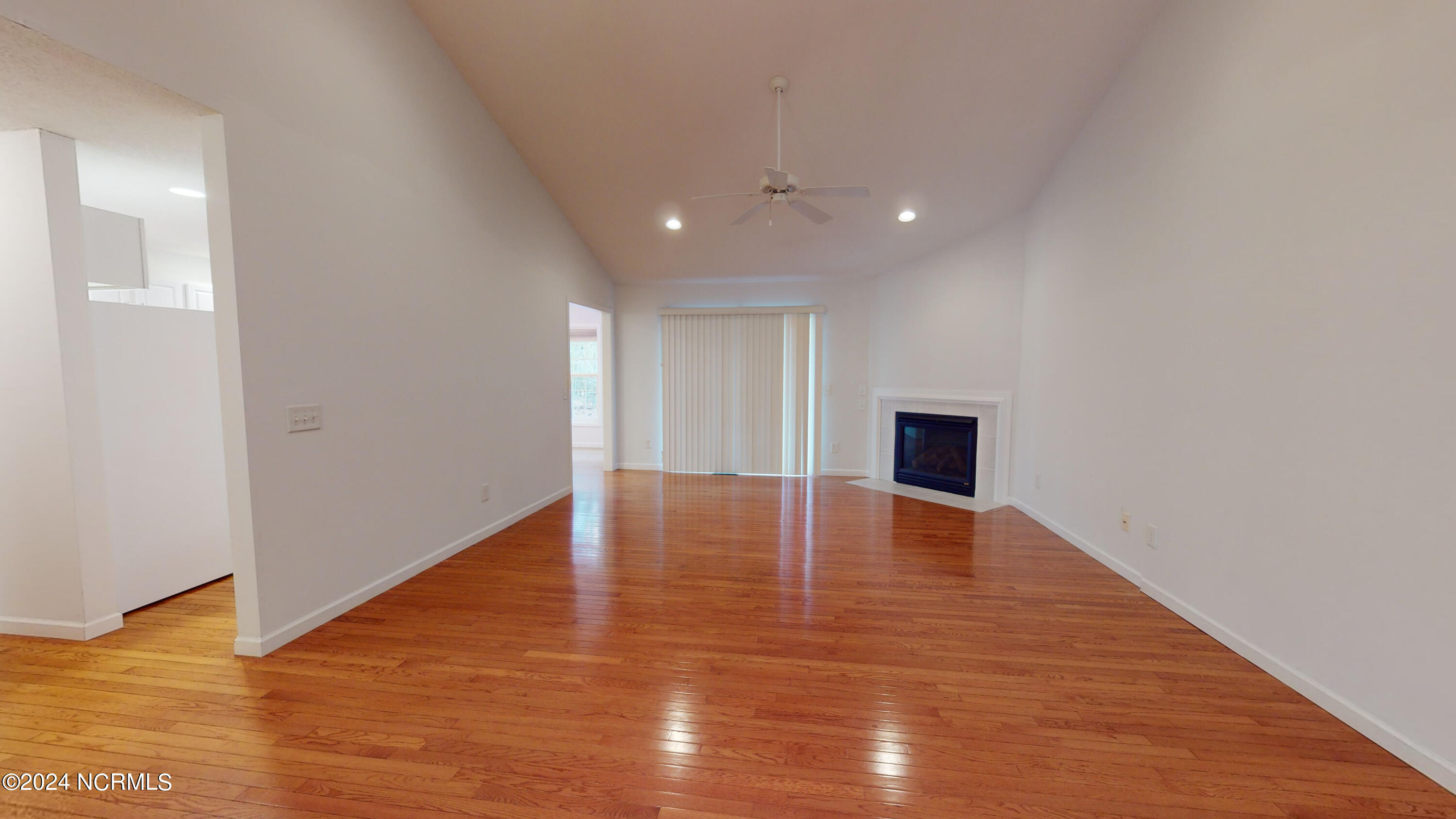 130 Adams Circle