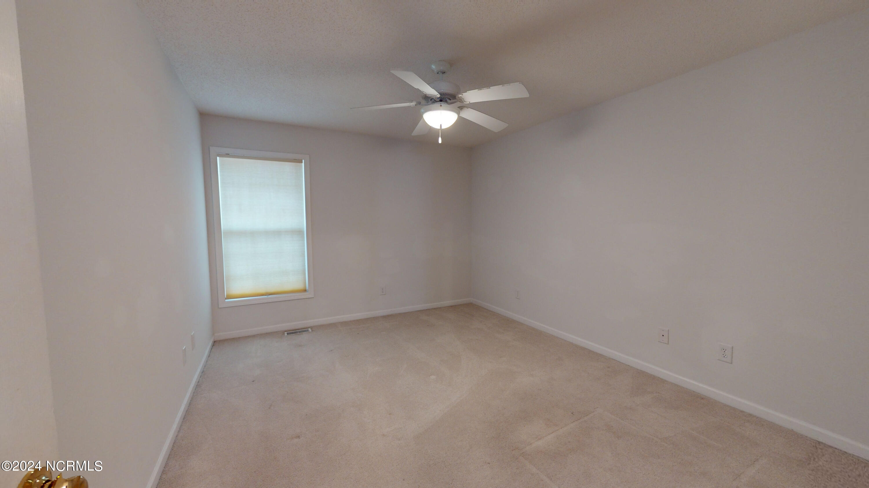 130 Adams Circle