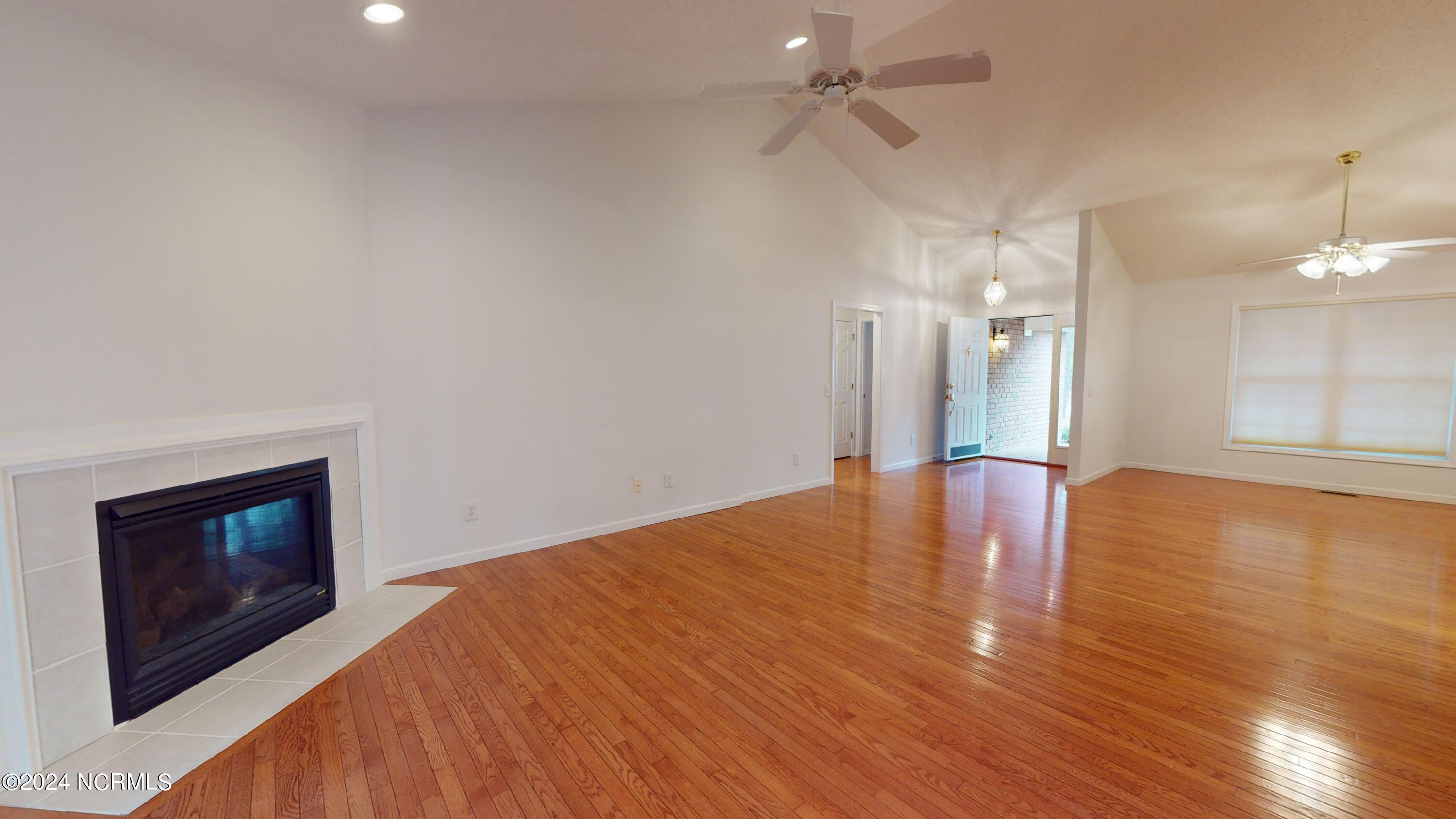 130 Adams Circle
