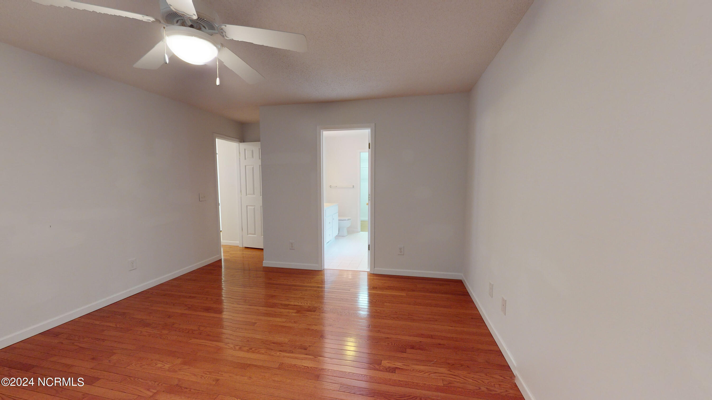 130 Adams Circle
