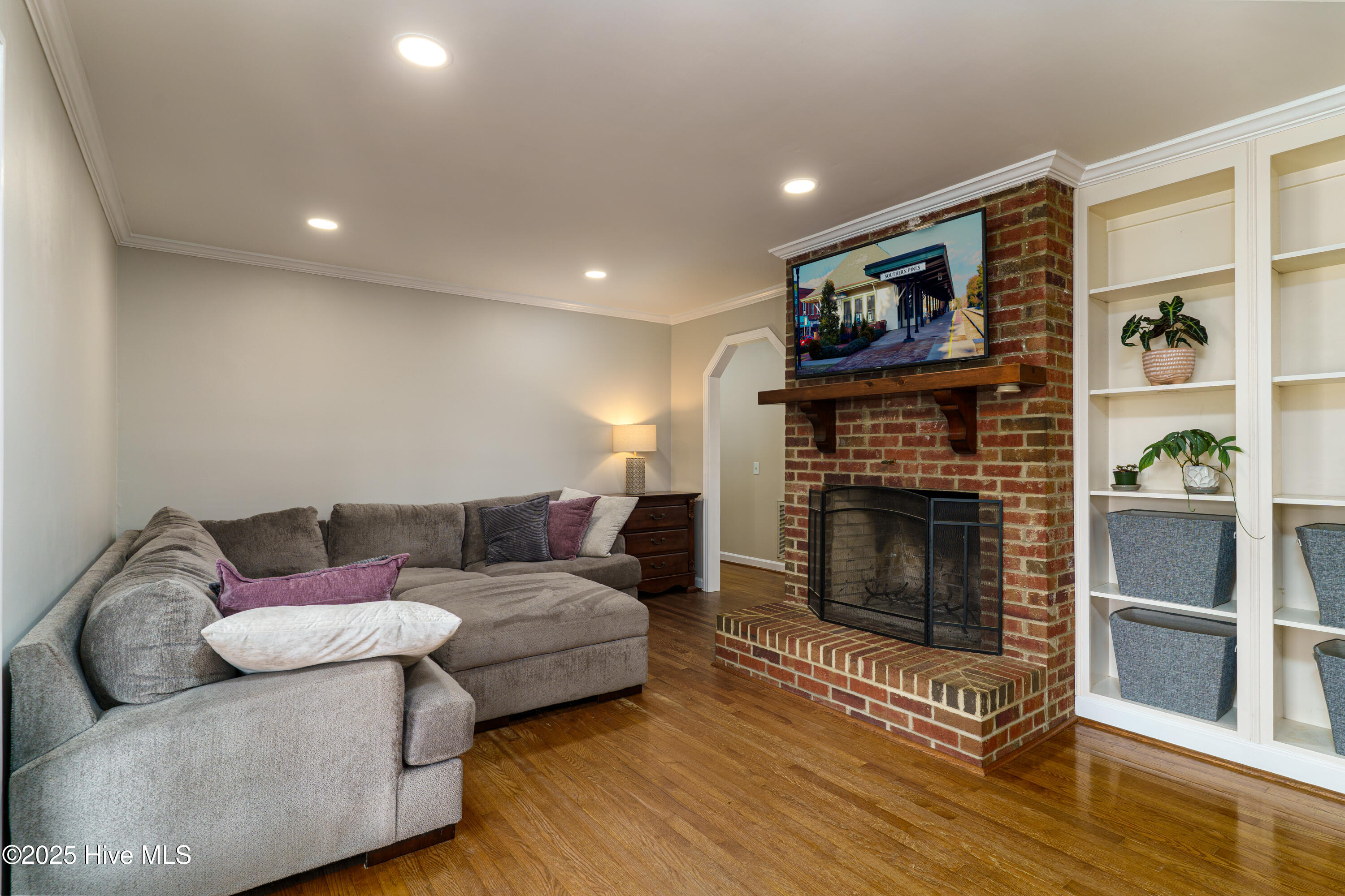 2489 White Hill Road