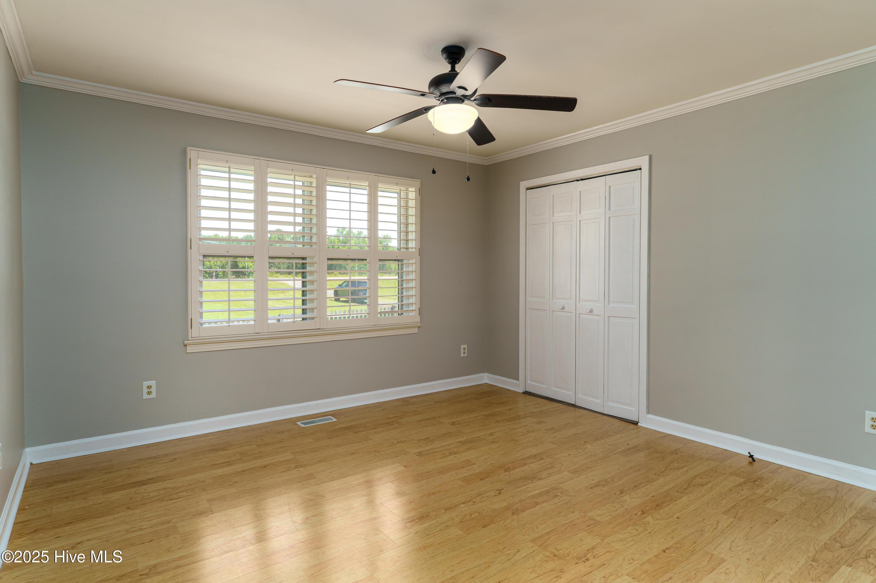 2489 White Hill Road