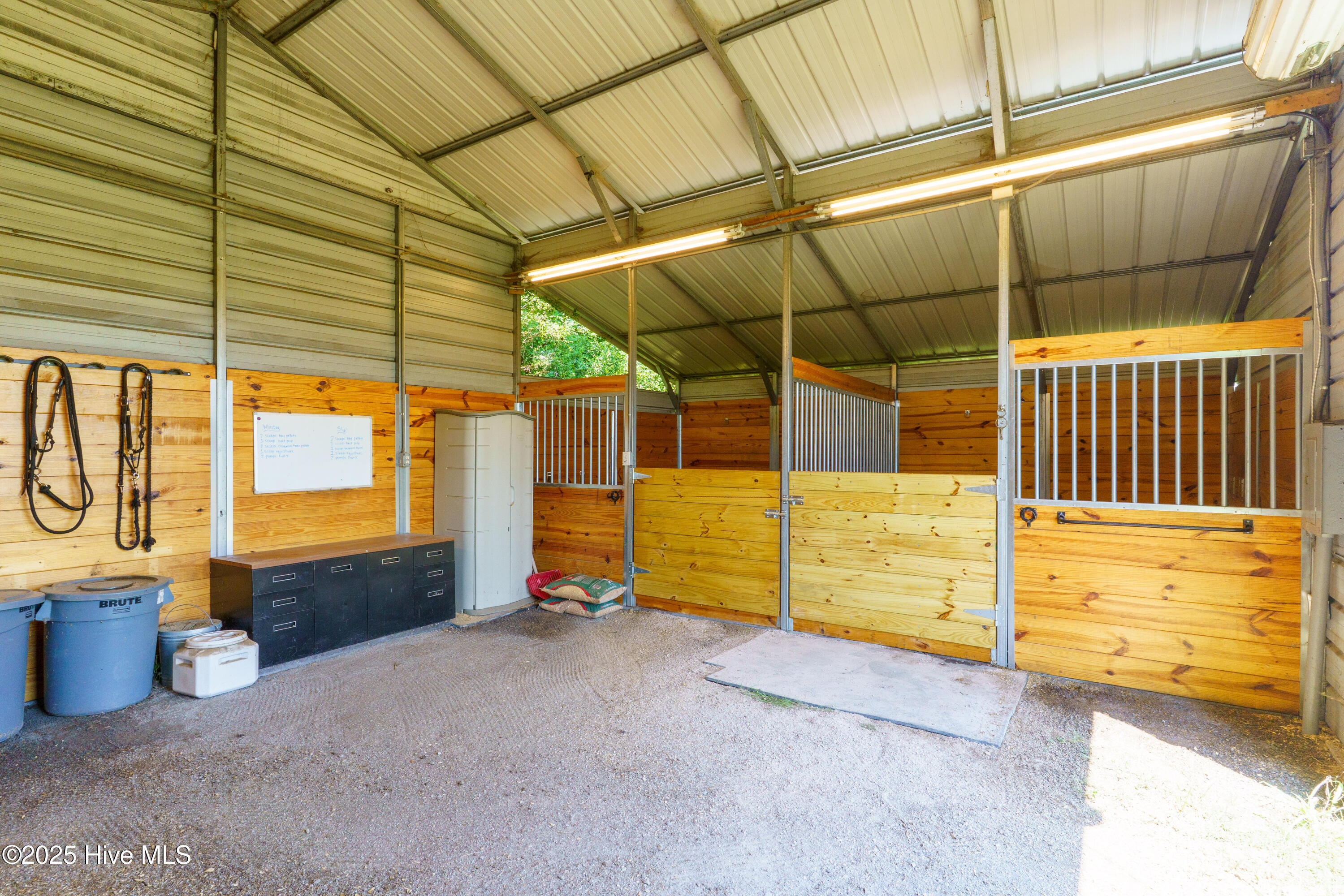 2489 White Hill Road