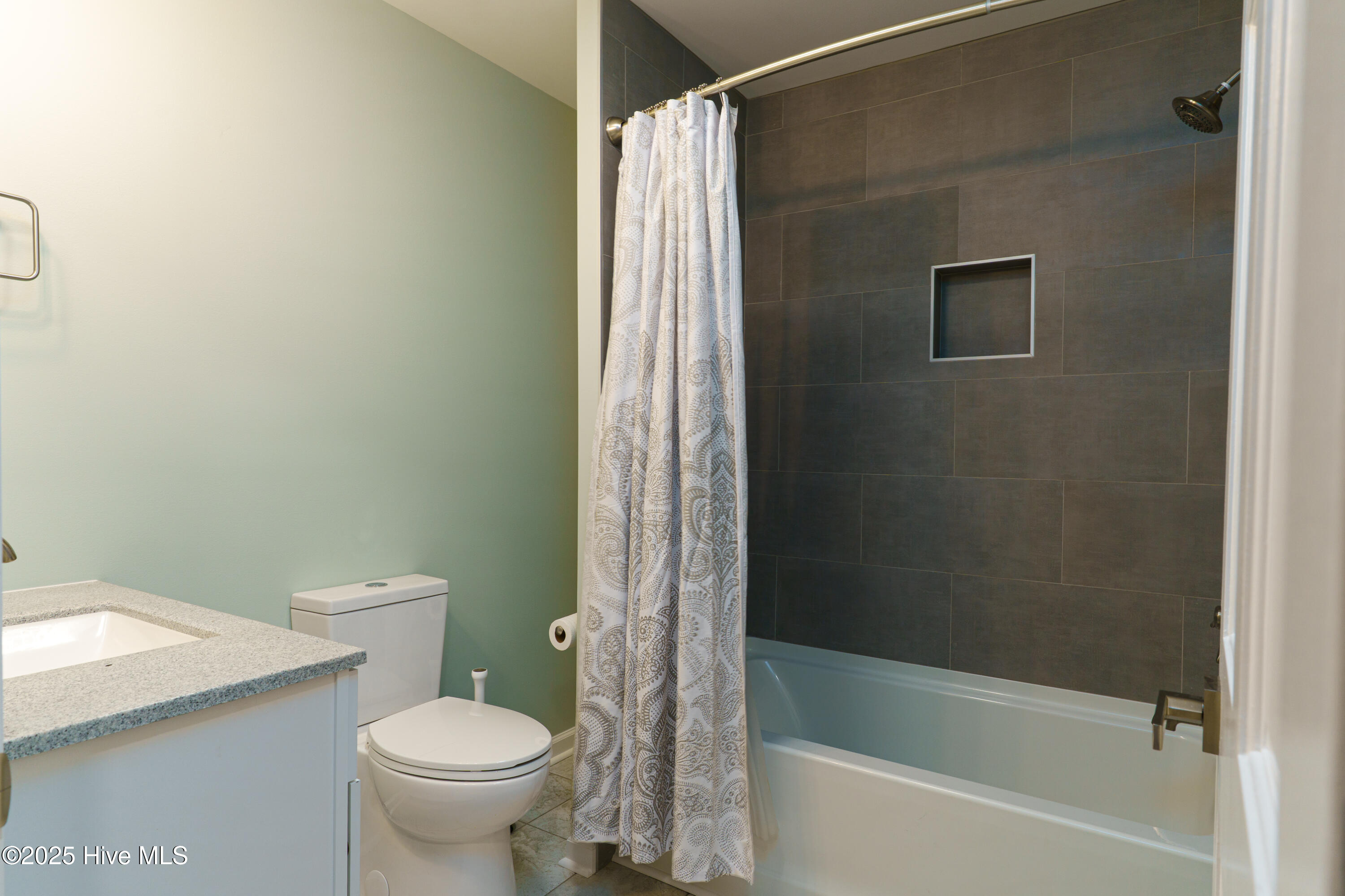 2489 White Hill Road