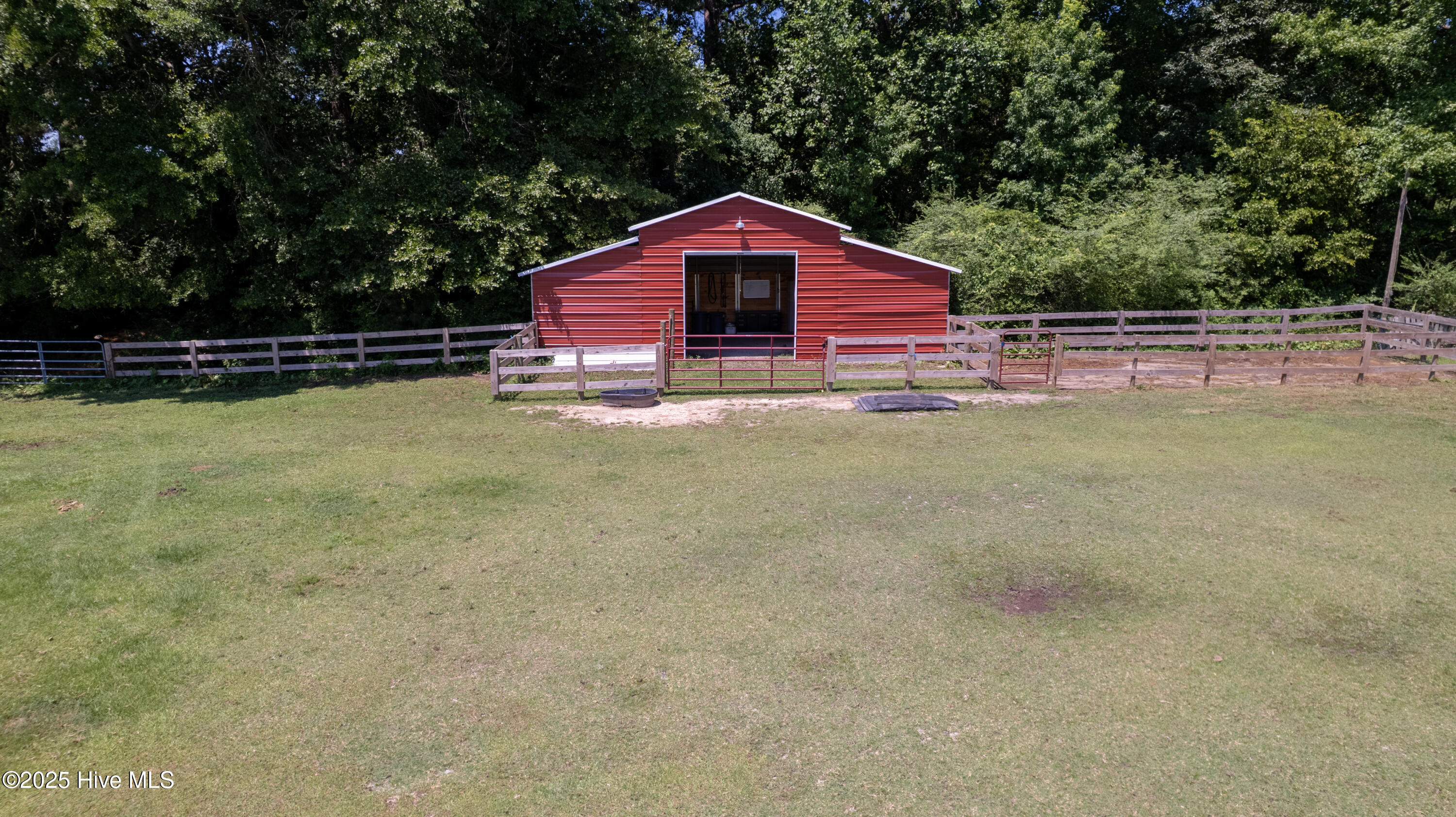 2489 White Hill Road