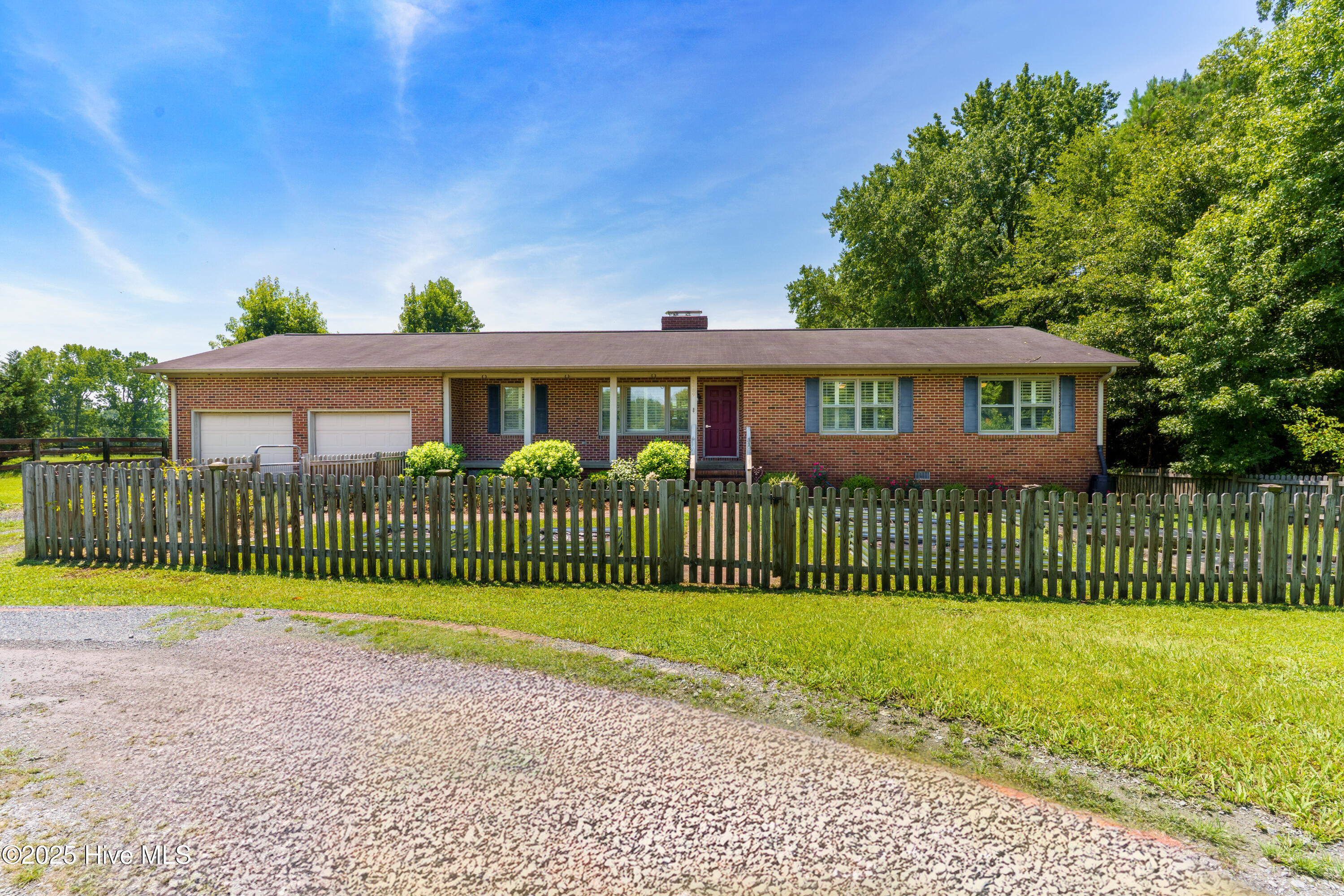 2489 White Hill Road