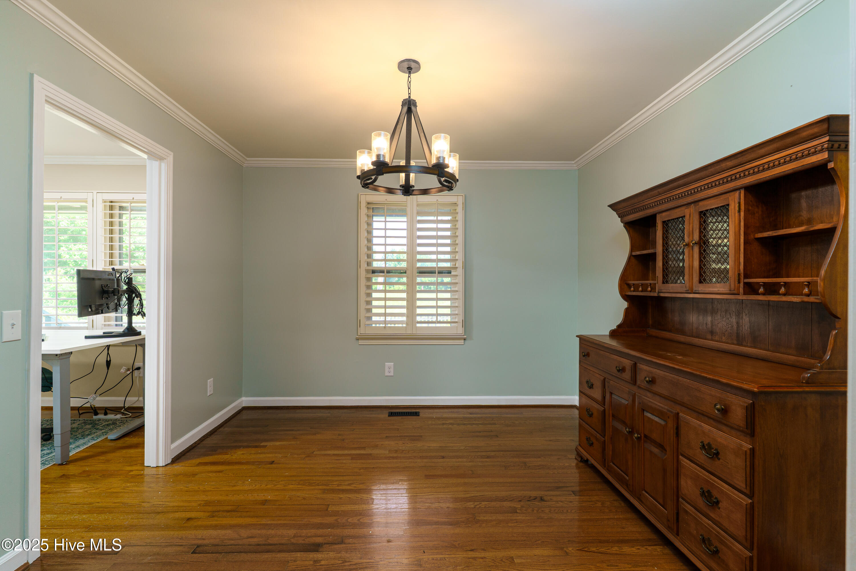 2489 White Hill Road