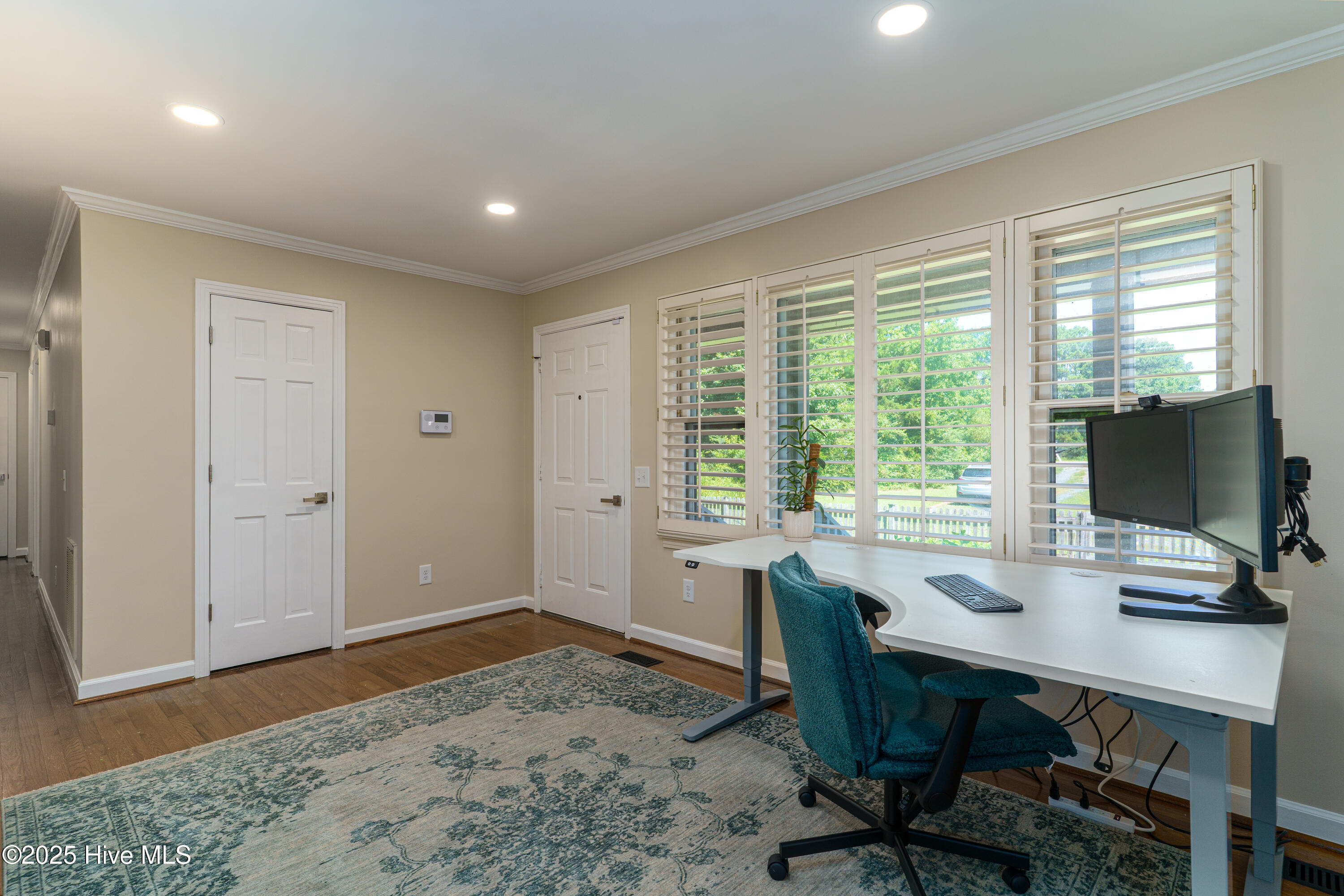 2489 White Hill Road