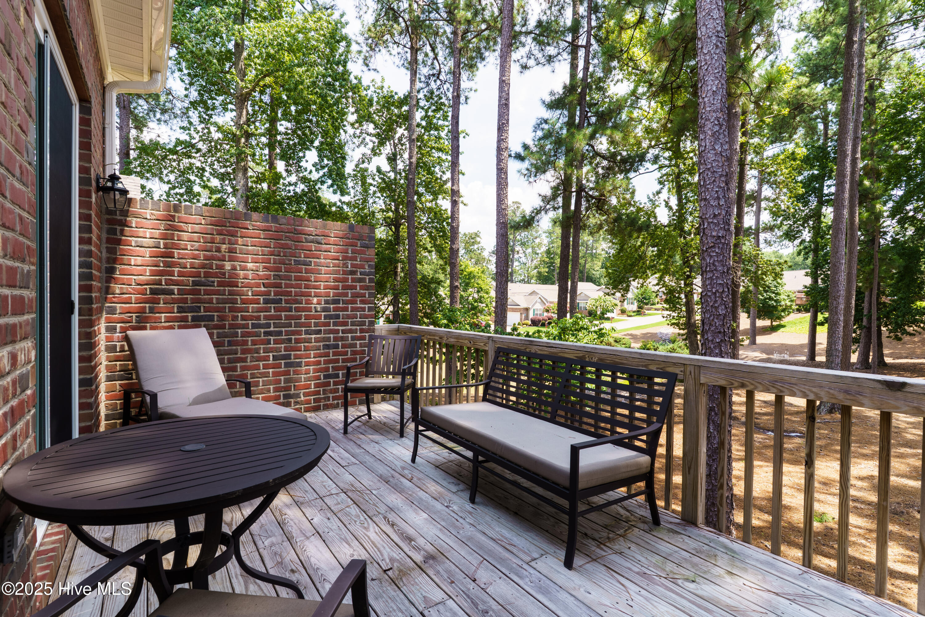 525 Lighthorse Circle