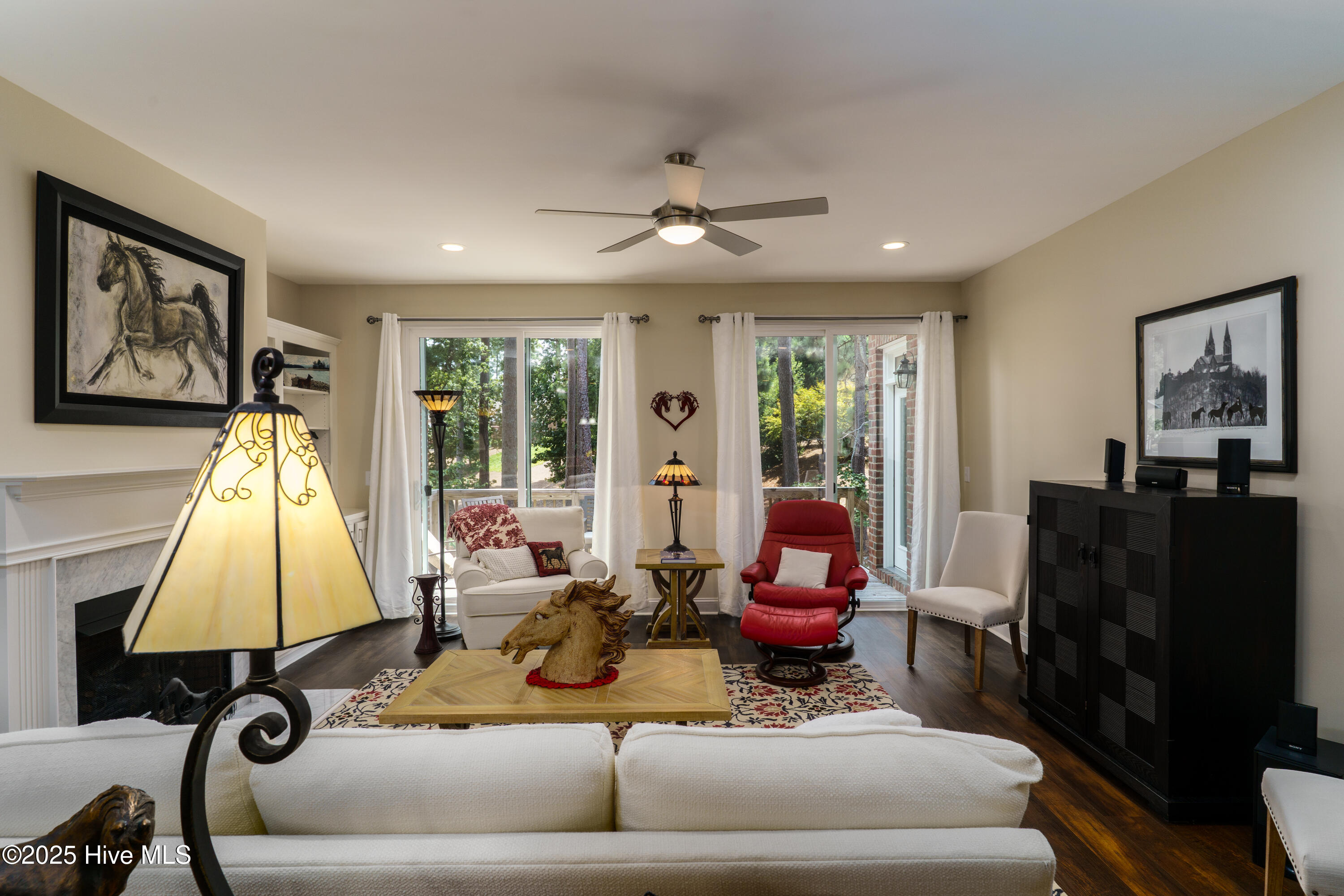 525 Lighthorse Circle